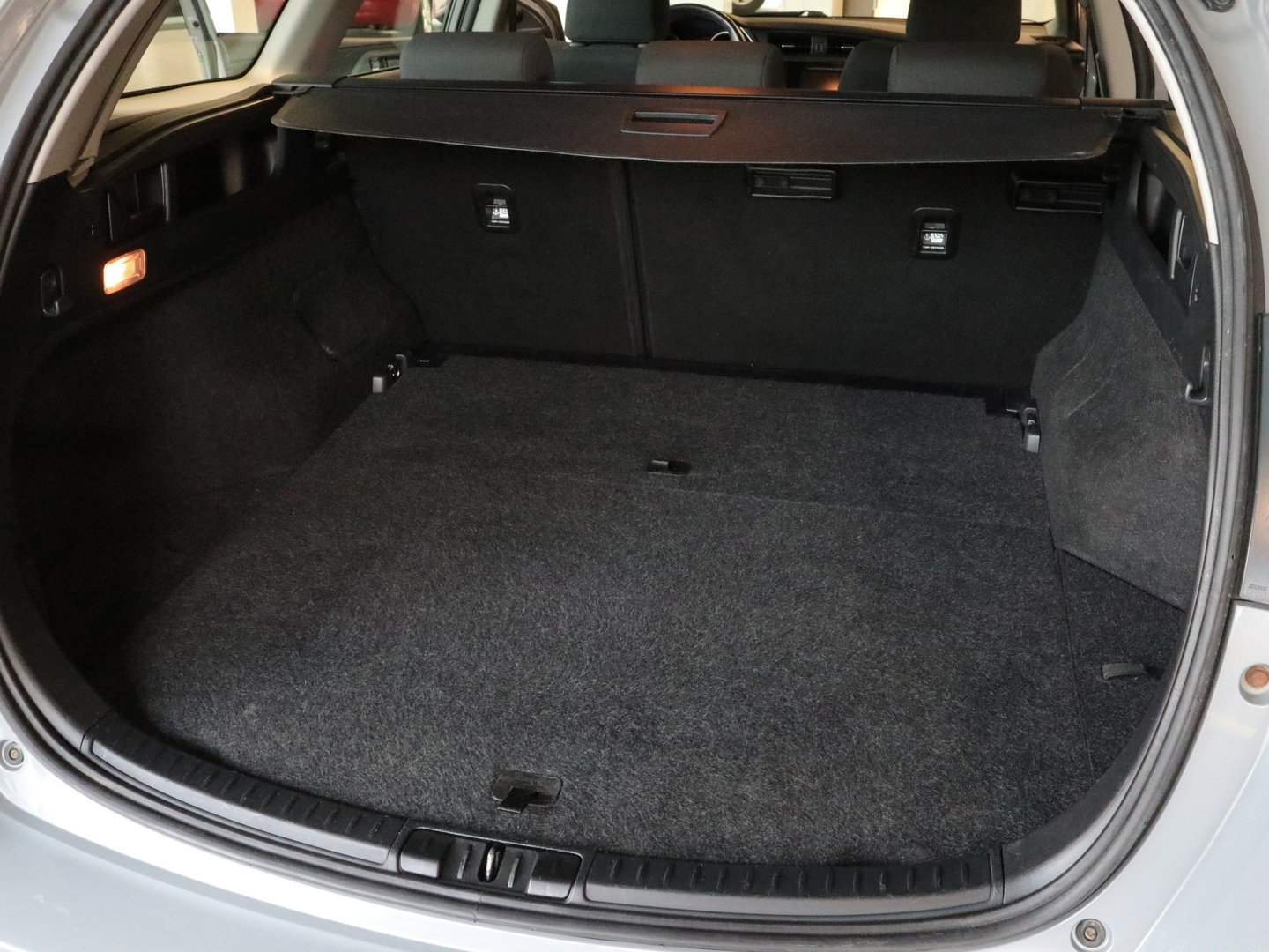 TOYOTA AURIS 2018