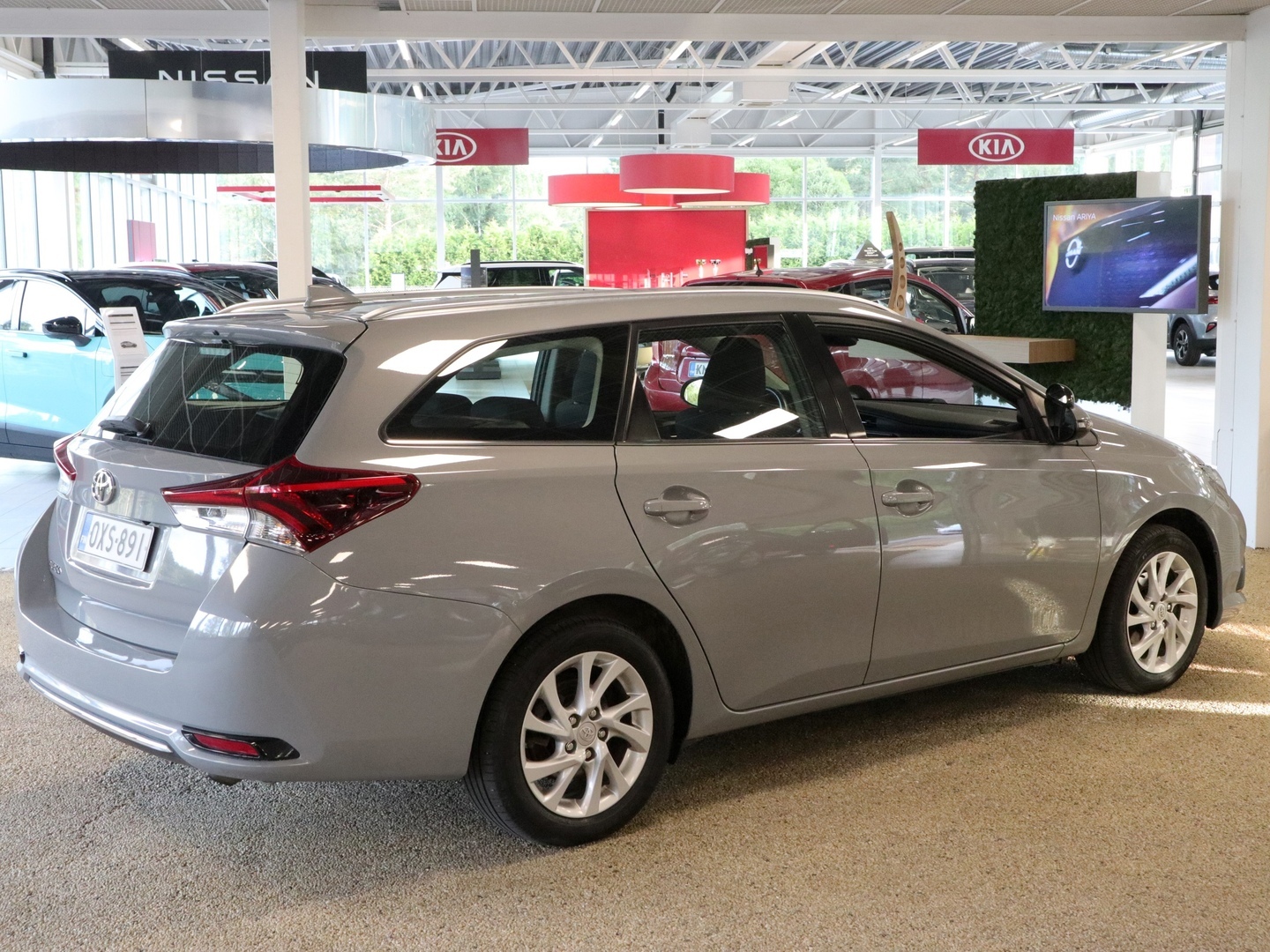 TOYOTA AURIS 2018