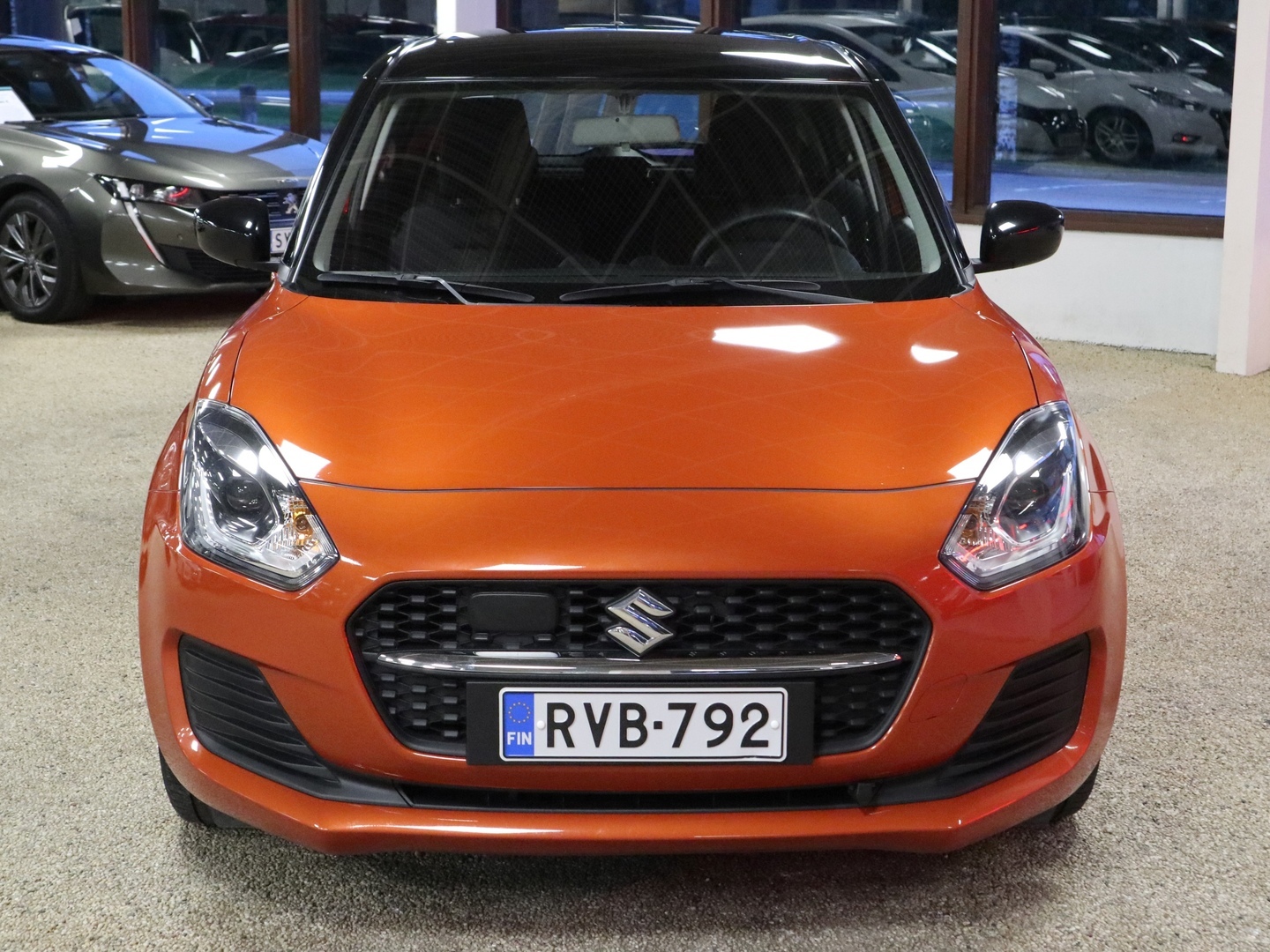 SUZUKI Swift 2023