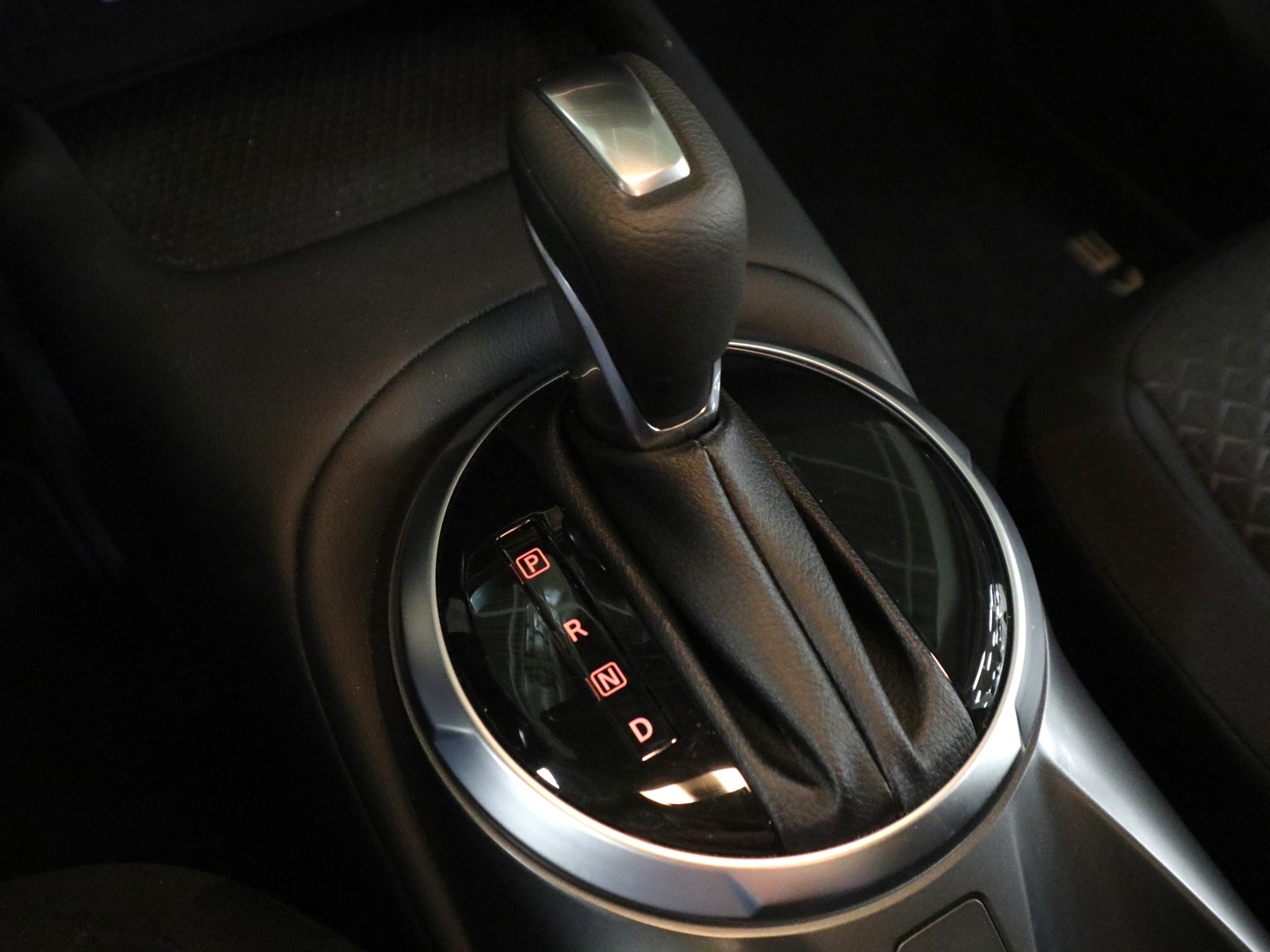 NISSAN Juke 2025