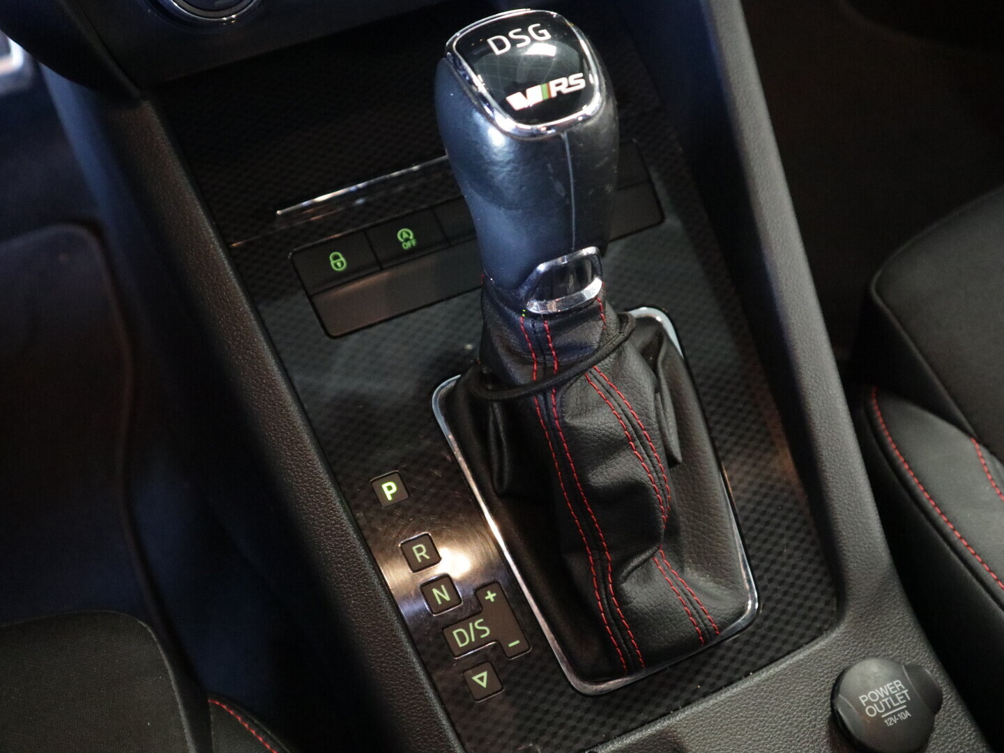 SKODA Octavia 2014