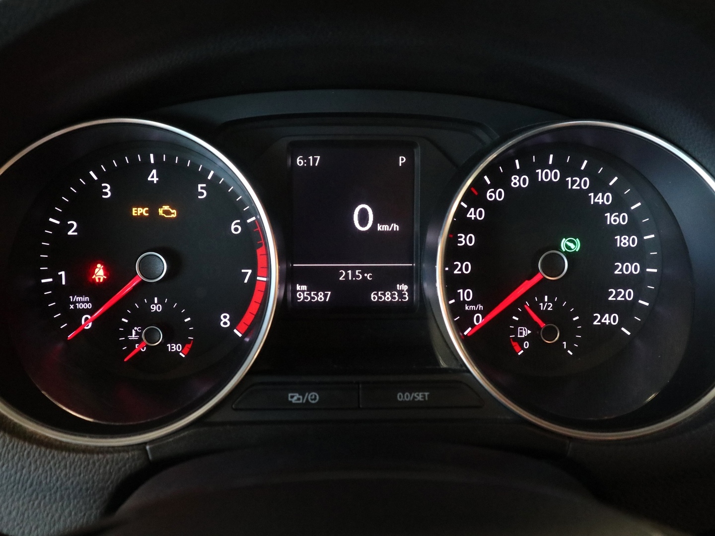 VOLKSWAGEN Polo 2017