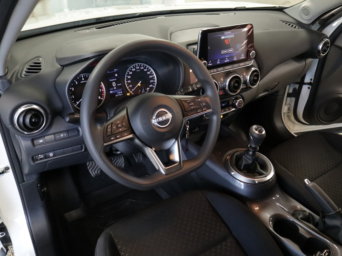 NISSAN Juke 2024