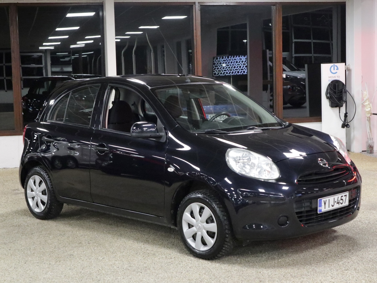 NISSAN Micra 2013
