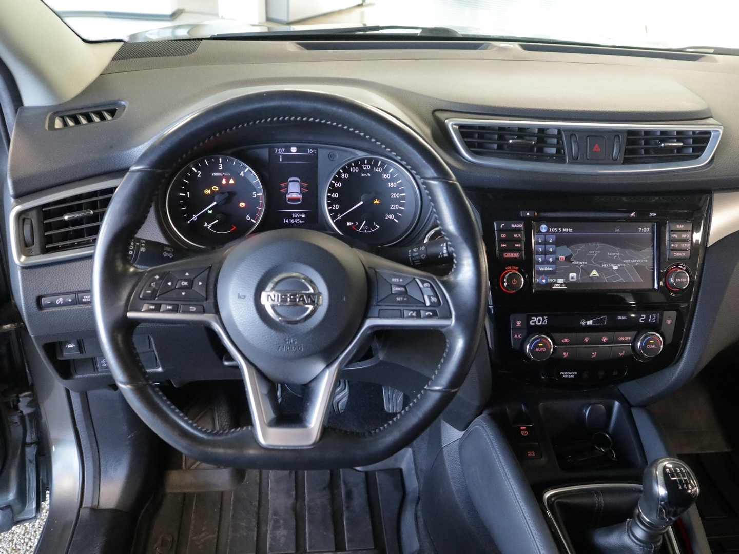 NISSAN Qashqai 2018