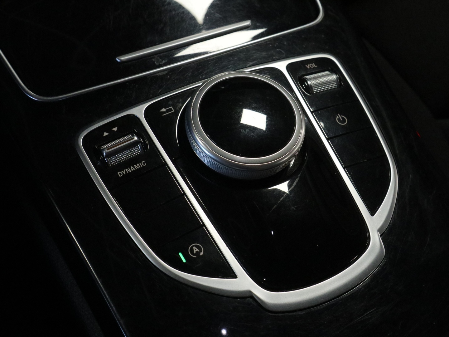MERCEDES-BENZ C 2018