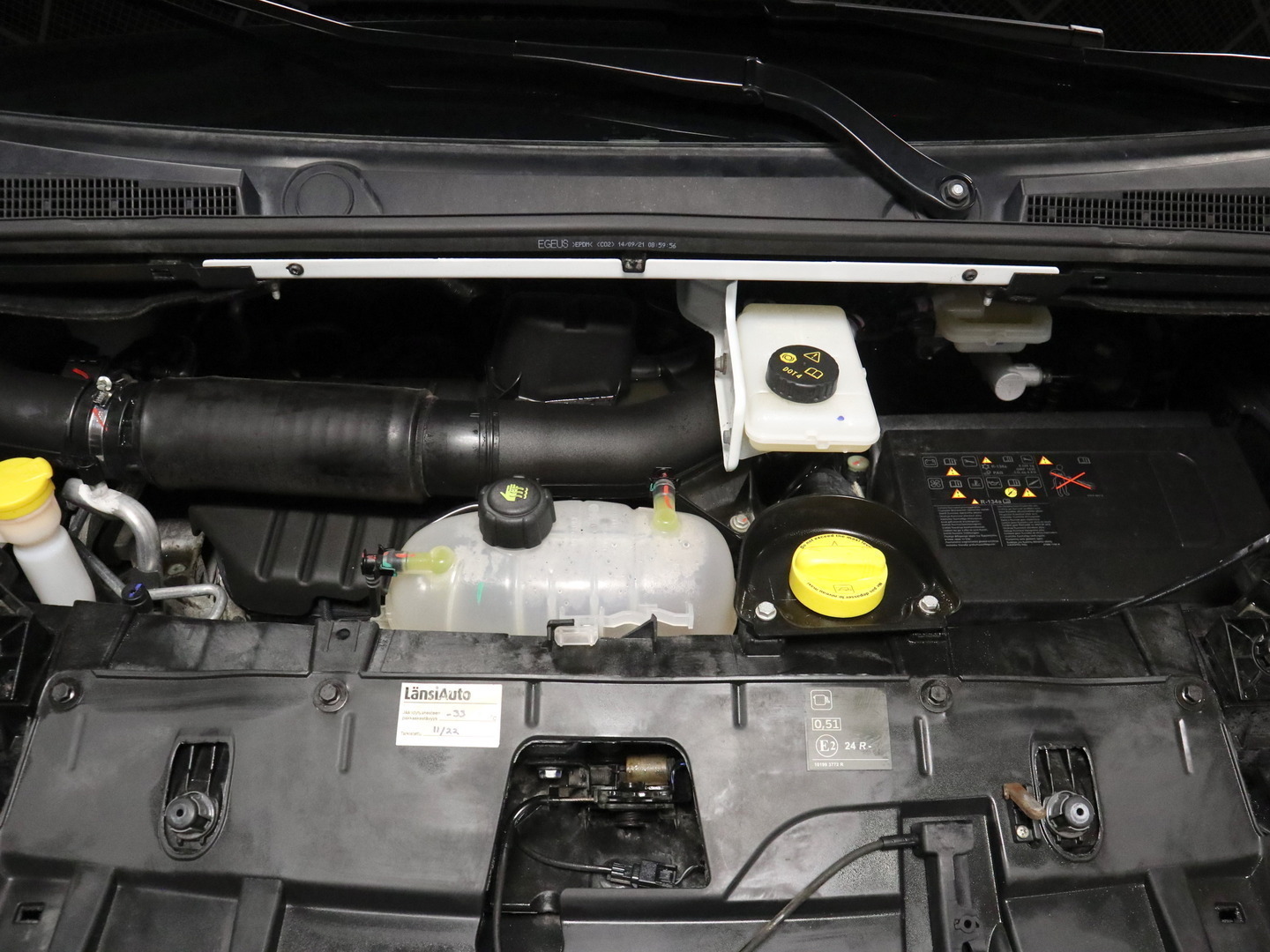 NISSAN NV300 2022