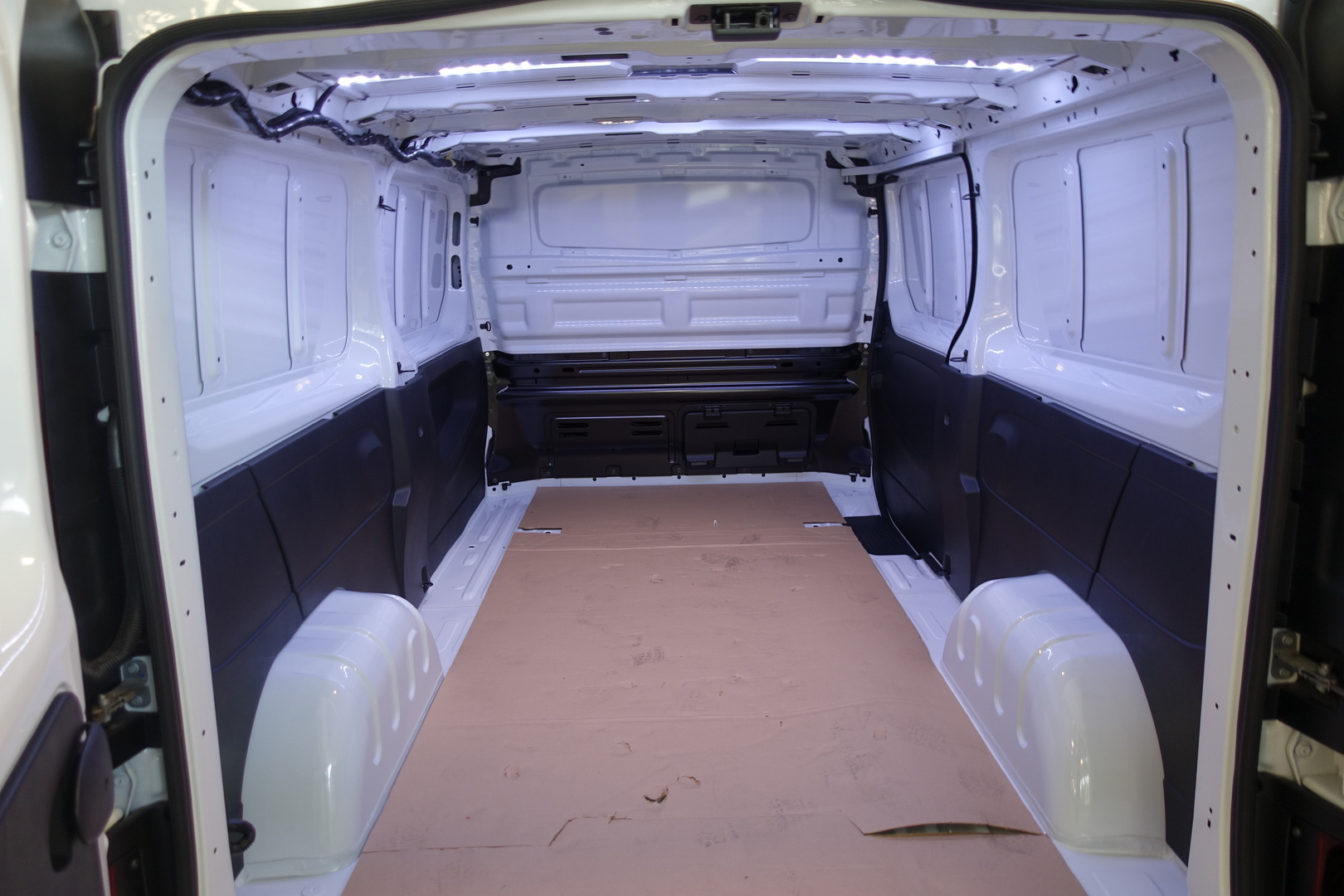 NISSAN Primastar 2026