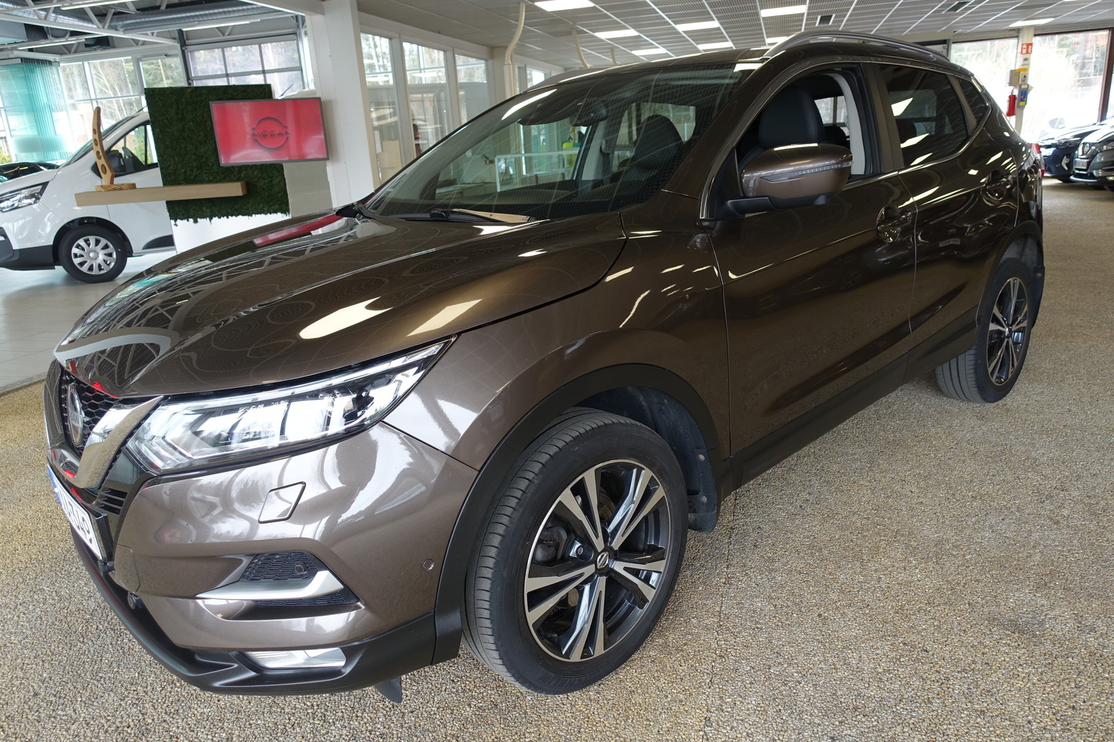 NISSAN QASHQAI 2019