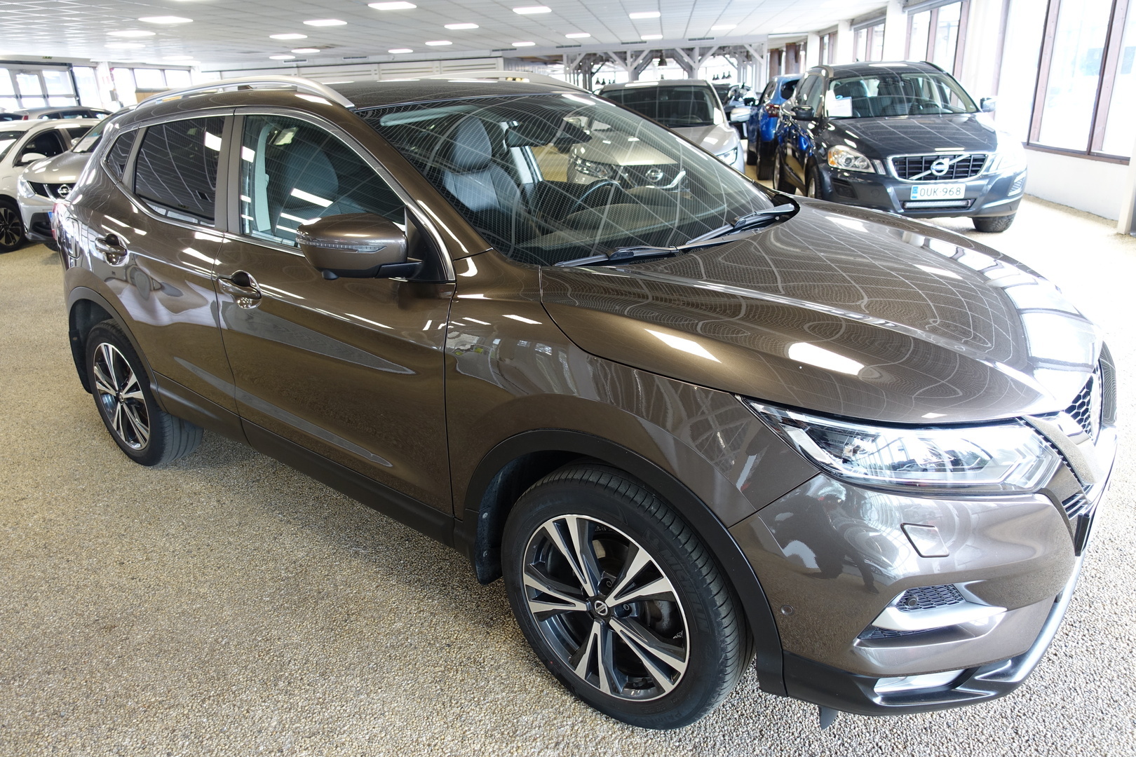 NISSAN QASHQAI 2019