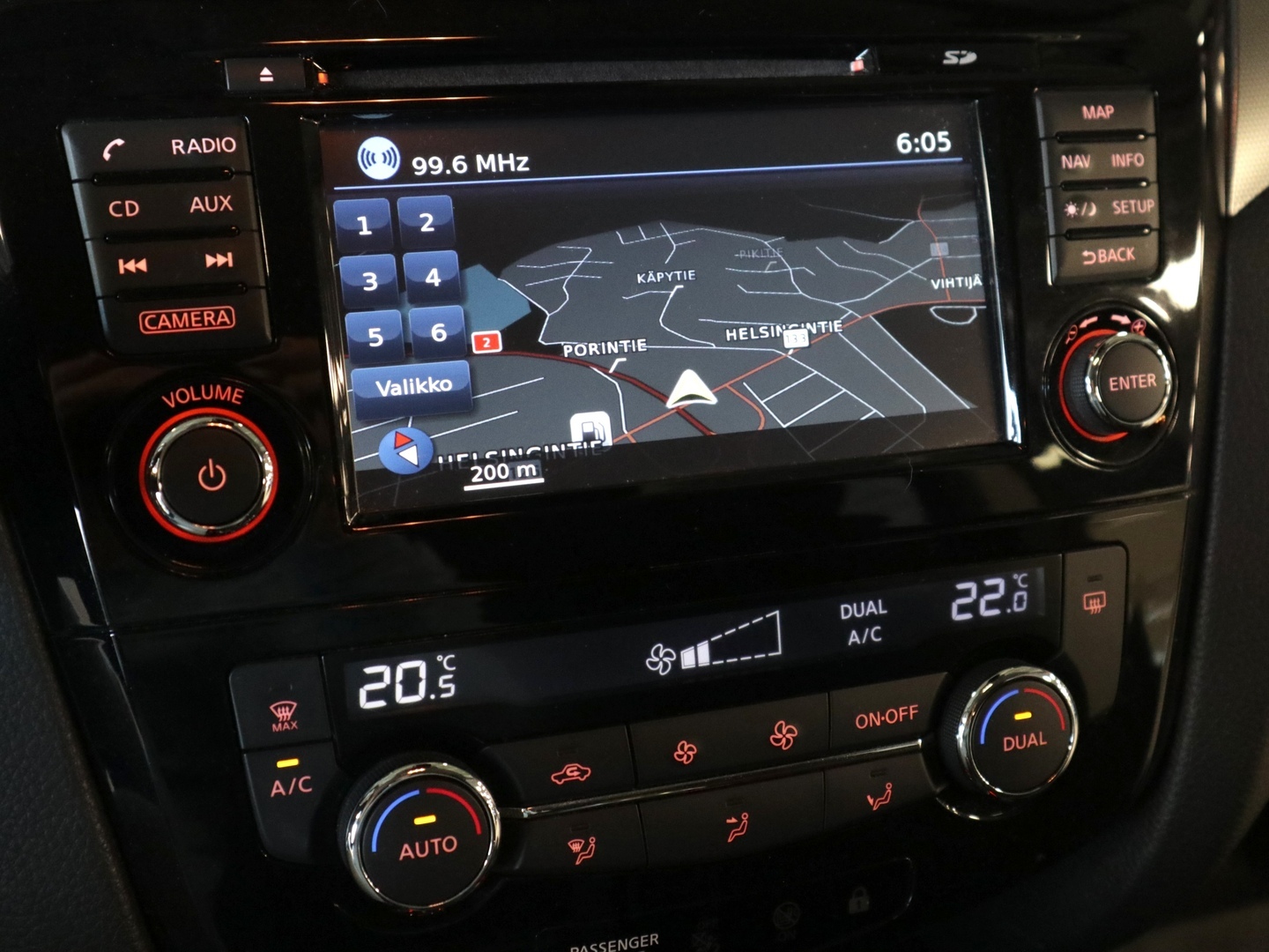 NISSAN Qashqai 2018