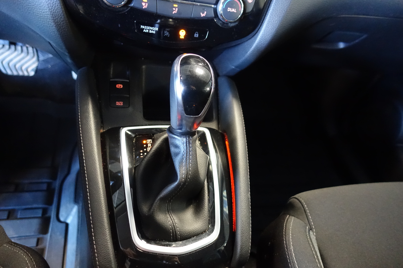 NISSAN Qashqai 2020