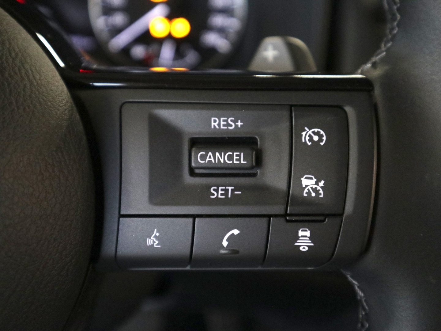 NISSAN Qashqai 2022