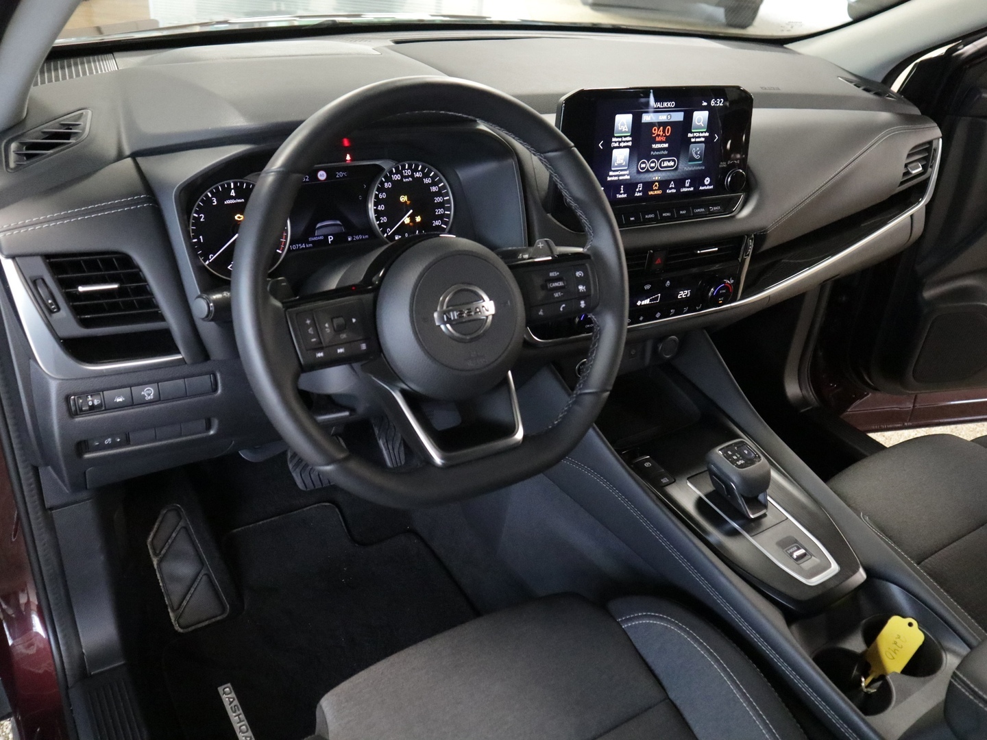 NISSAN Qashqai 2022