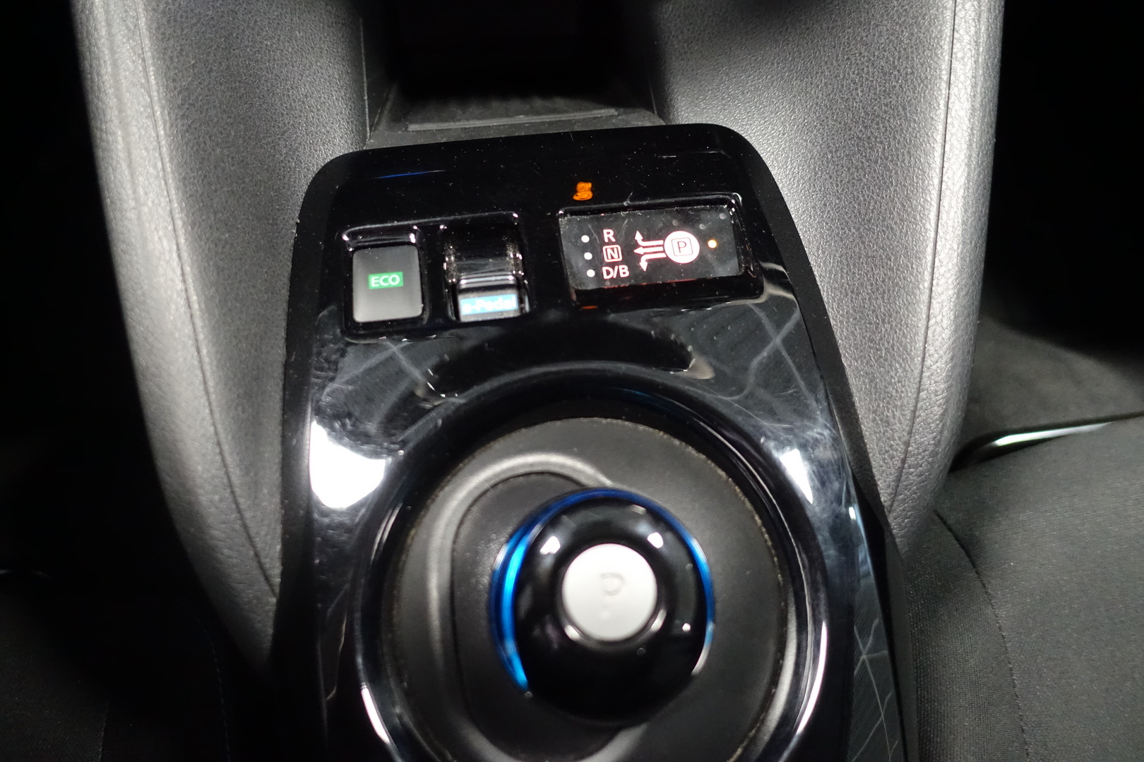 NISSAN Leaf 2023