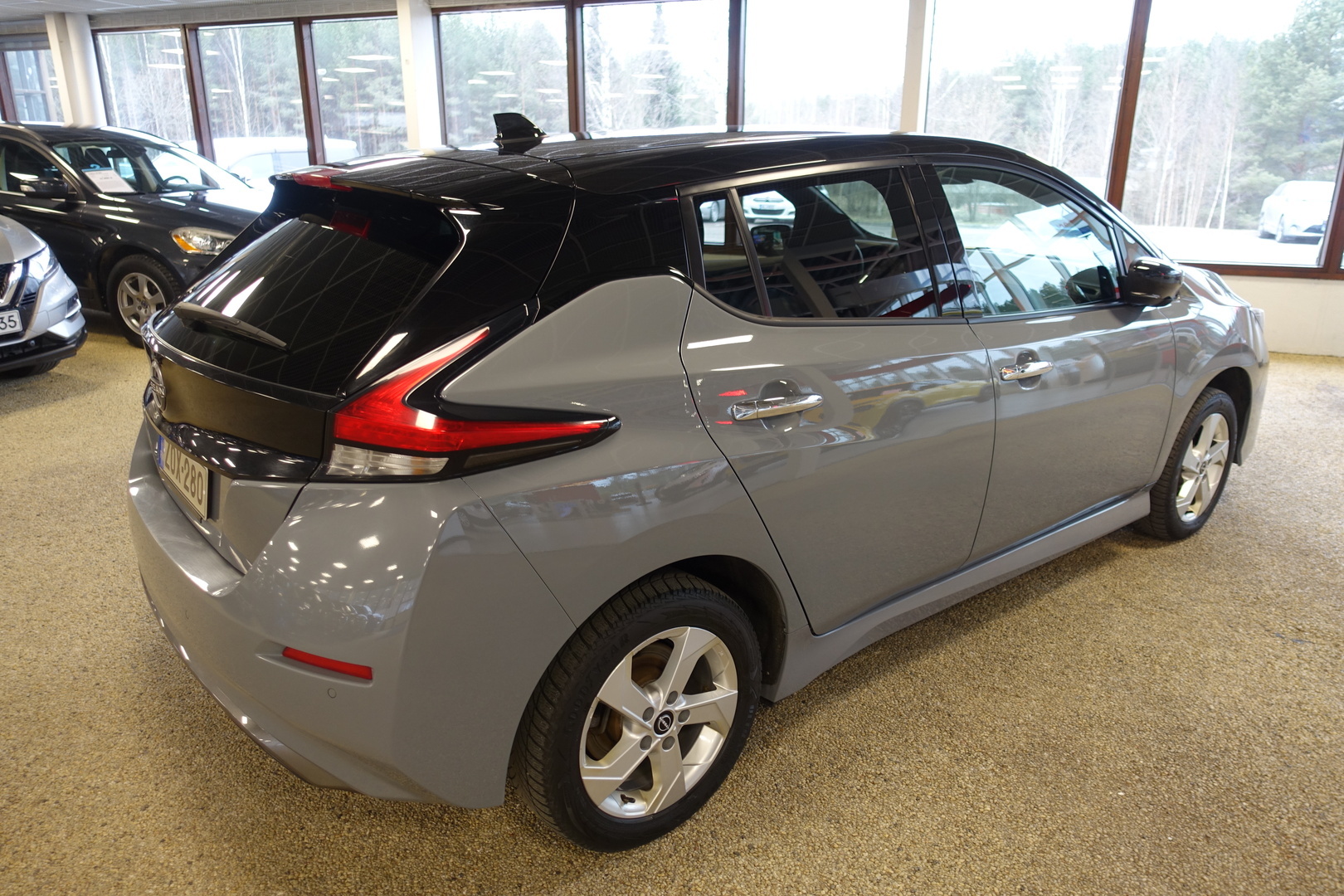 NISSAN Leaf 2023