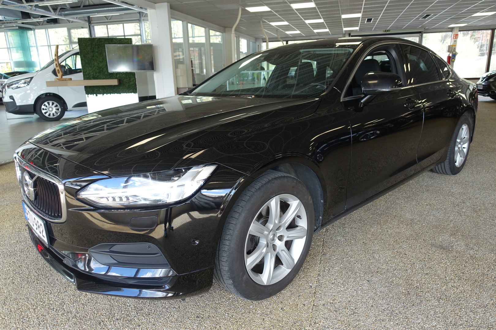 VOLVO S90 2016