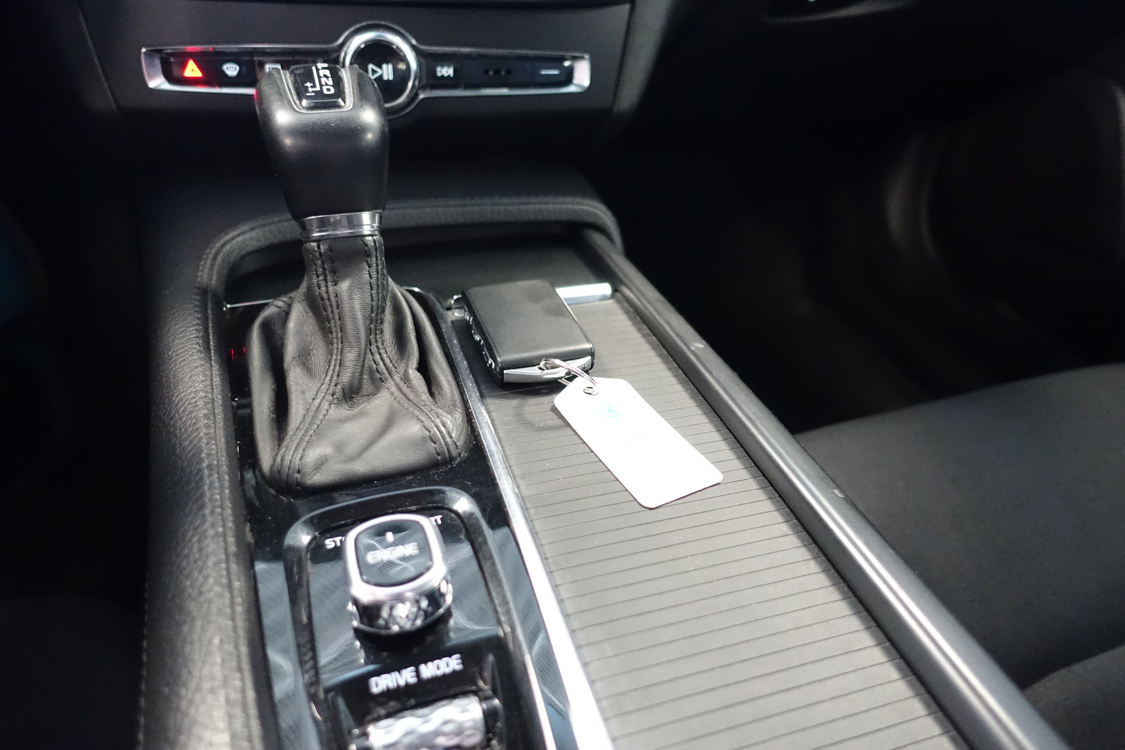 VOLVO S90 2016