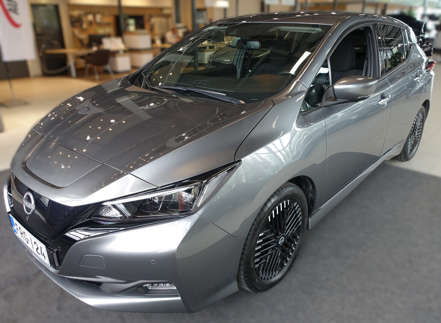 NISSAN Leaf 2023