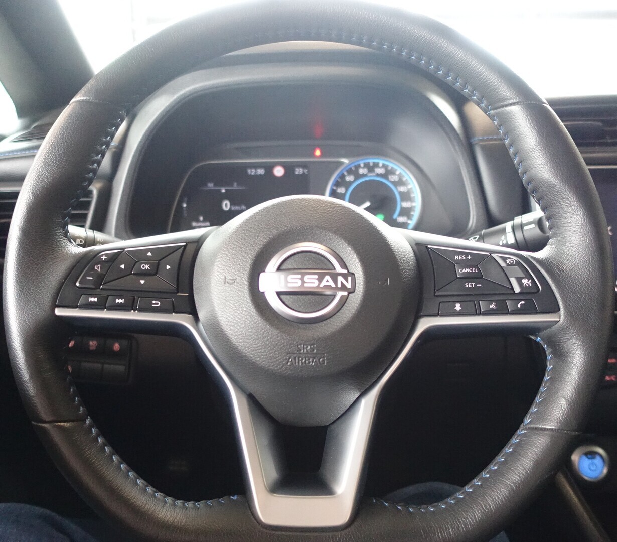 NISSAN Leaf 2023