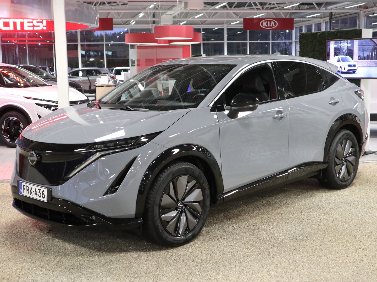 NISSAN Ariya 2024