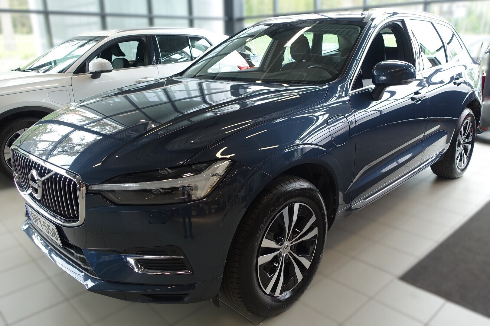 VOLVO XC60 2021