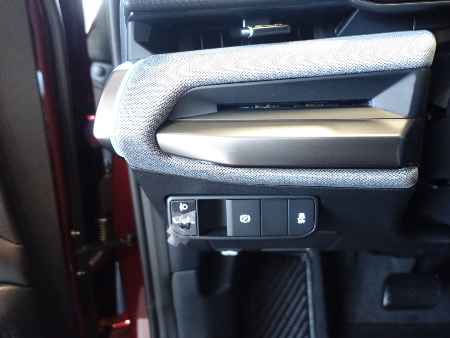 KIA EV4 2027