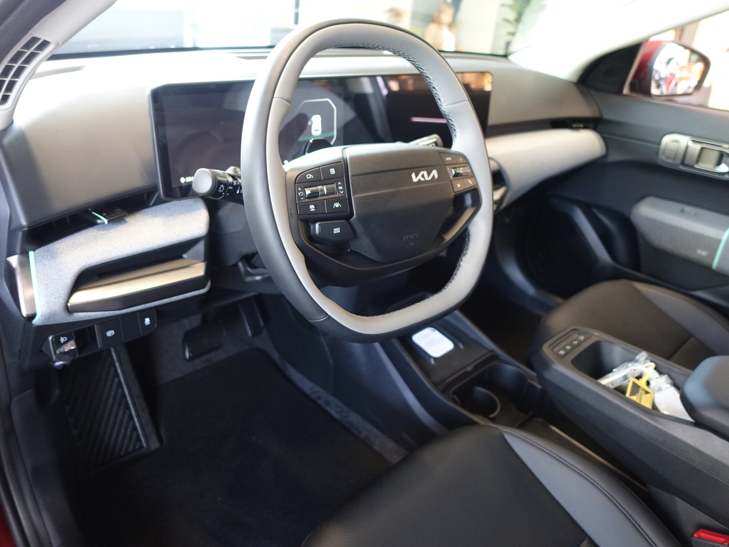 KIA EV4 2027