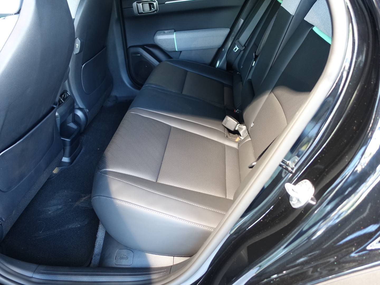 KIA EV4 2026
