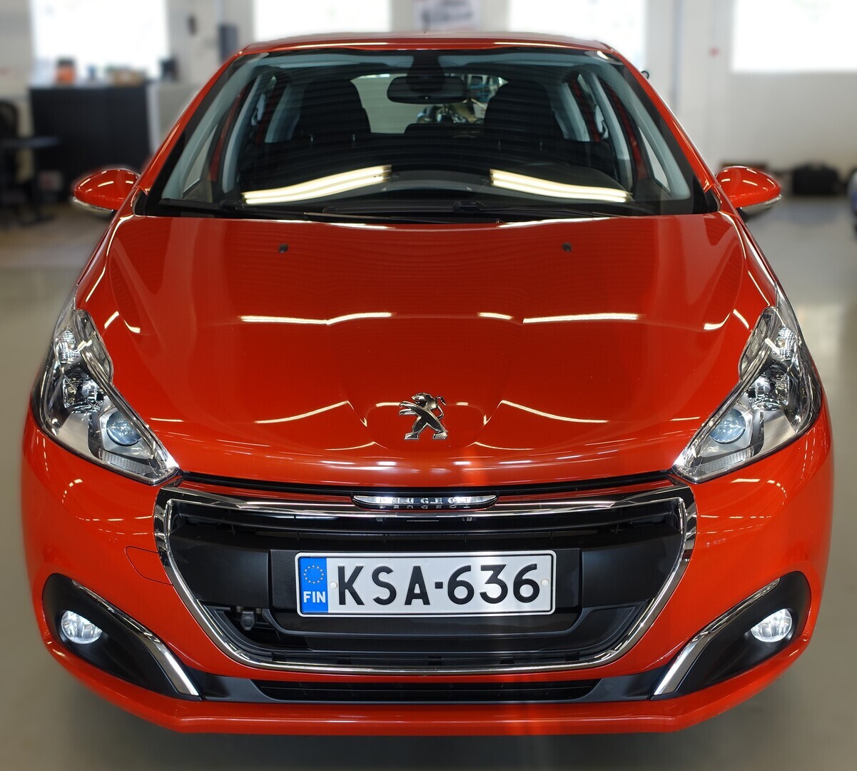 PEUGEOT 208 2016