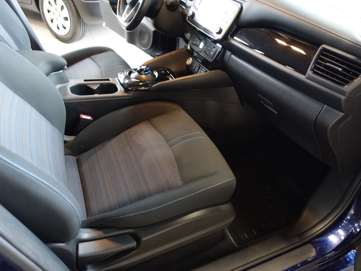 NISSAN Leaf 2022