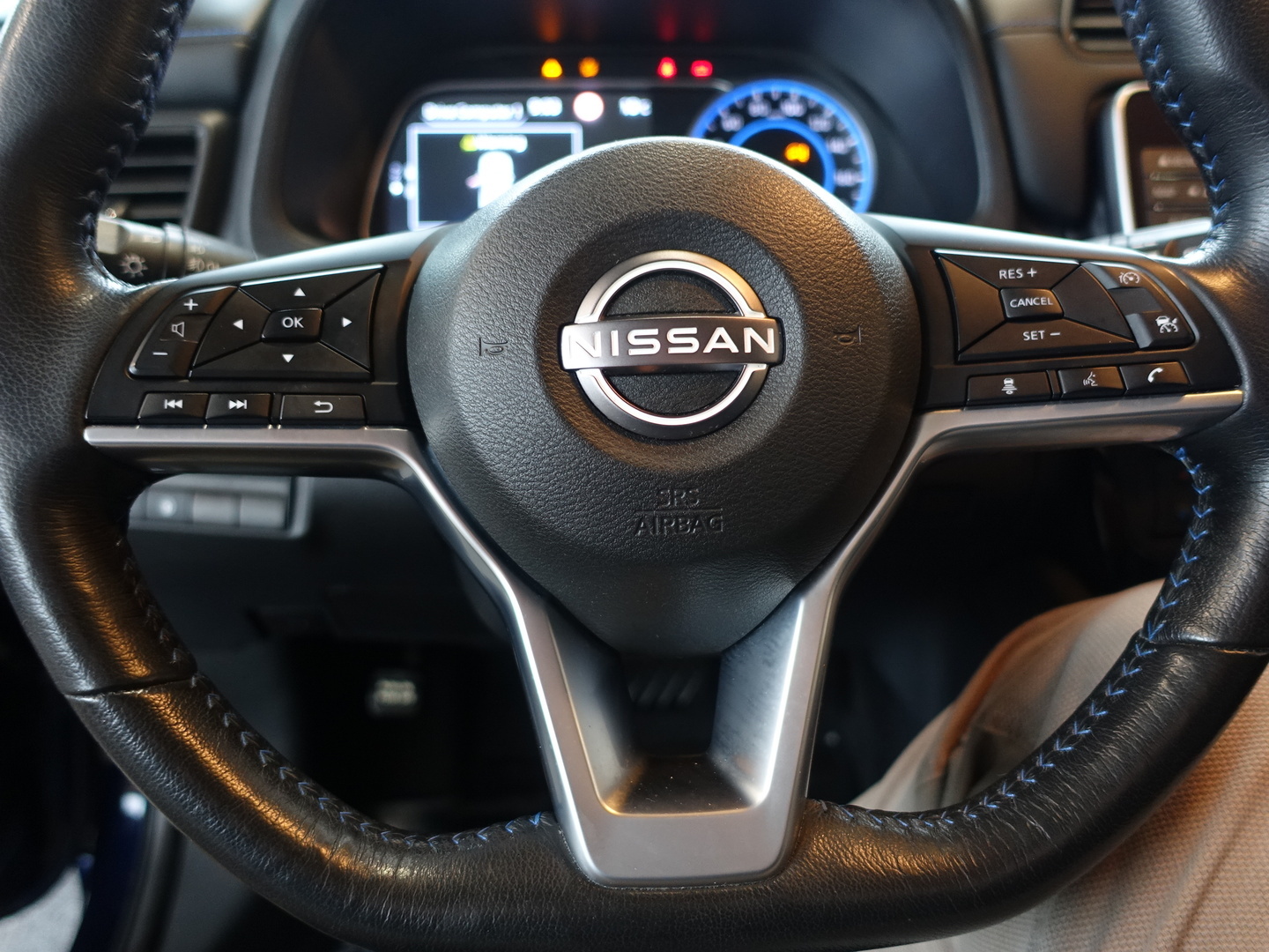 NISSAN Leaf 2022