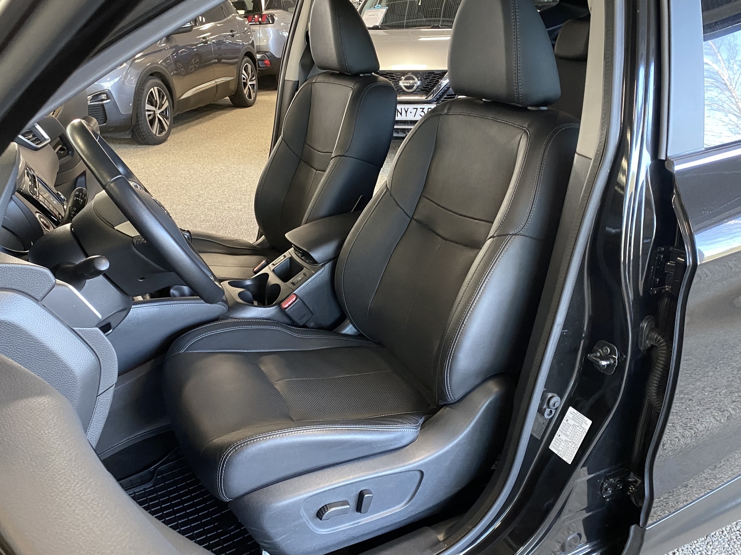 NISSAN Qashqai 2016