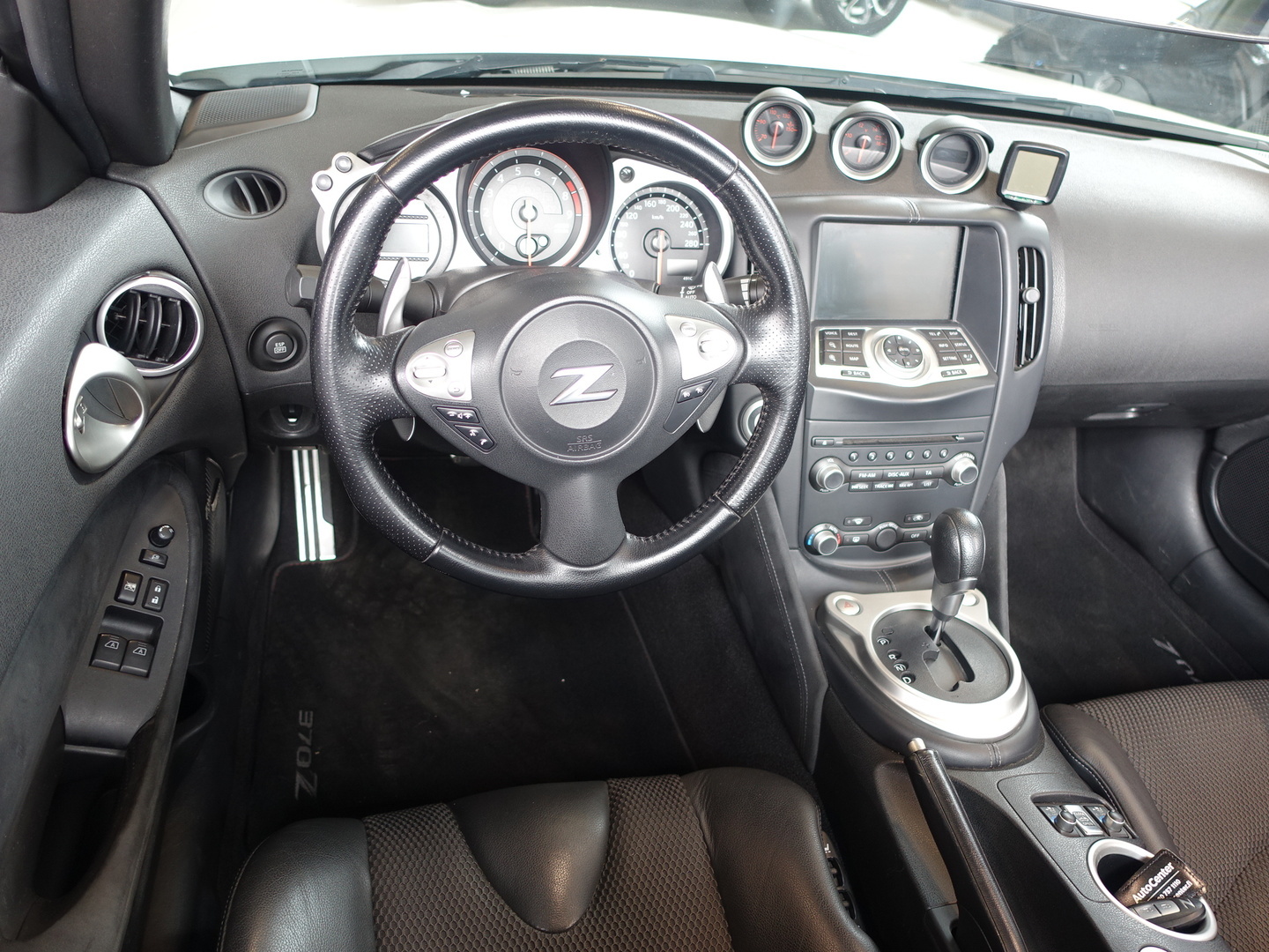NISSAN 370Z 2011
