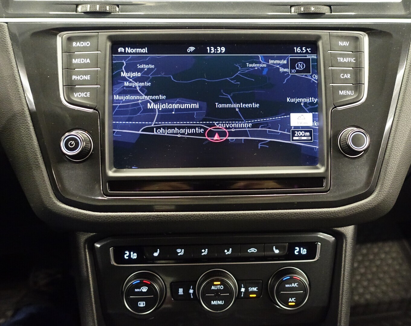 VOLKSWAGEN Tiguan 2017