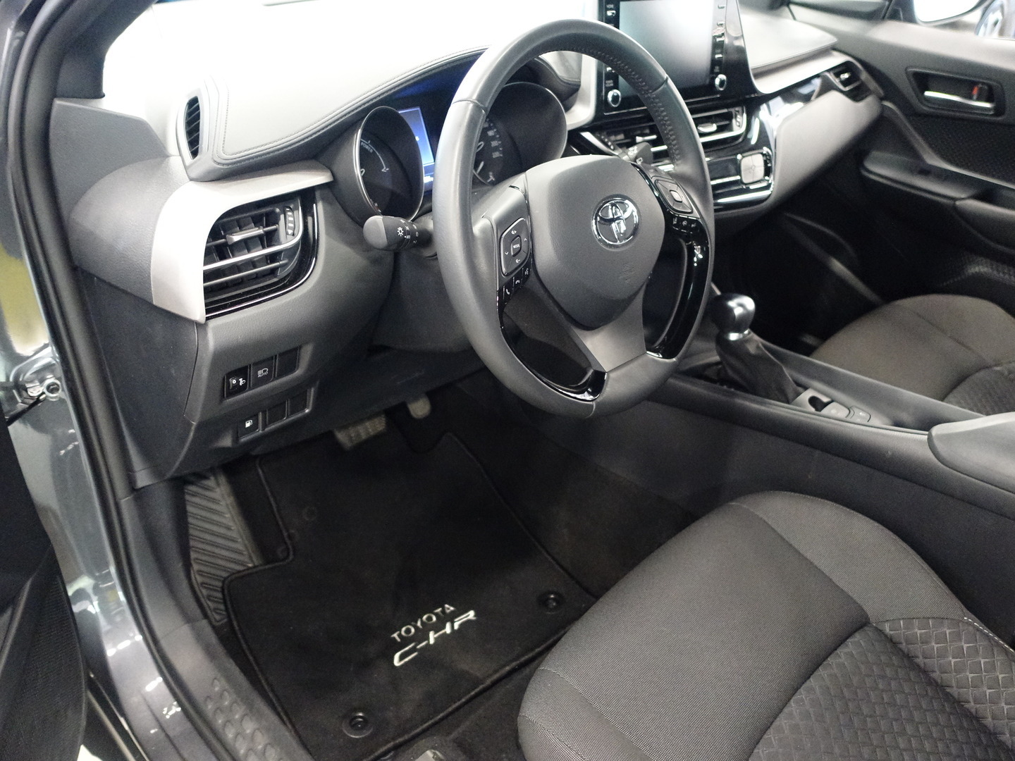 TOYOTA C-HR 2022