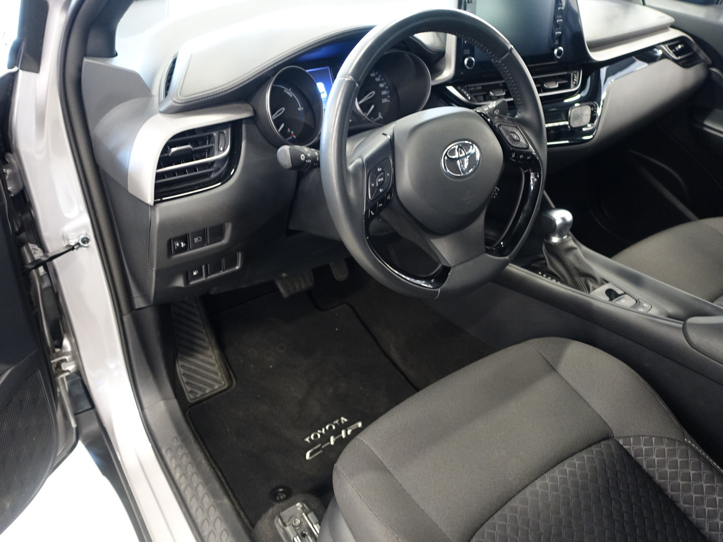 TOYOTA C-HR 2022