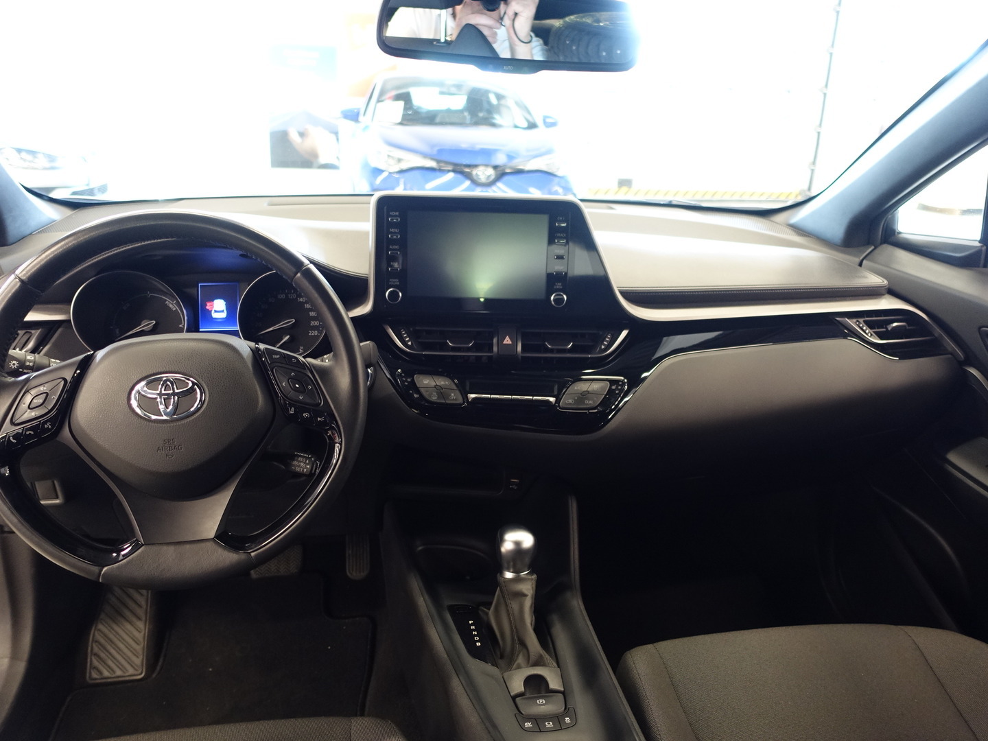 TOYOTA C-HR 2022