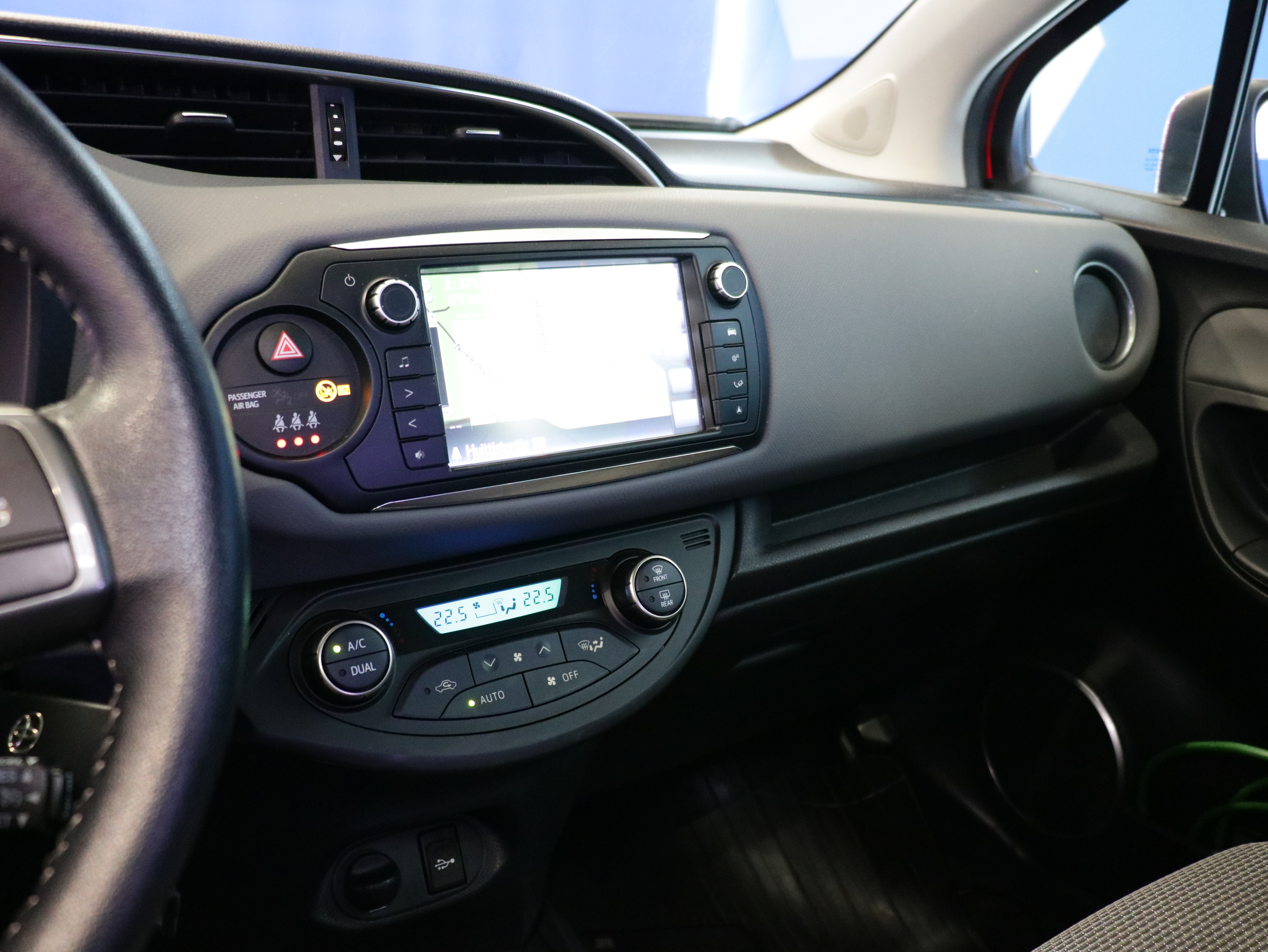 Toyota Yaris 2015