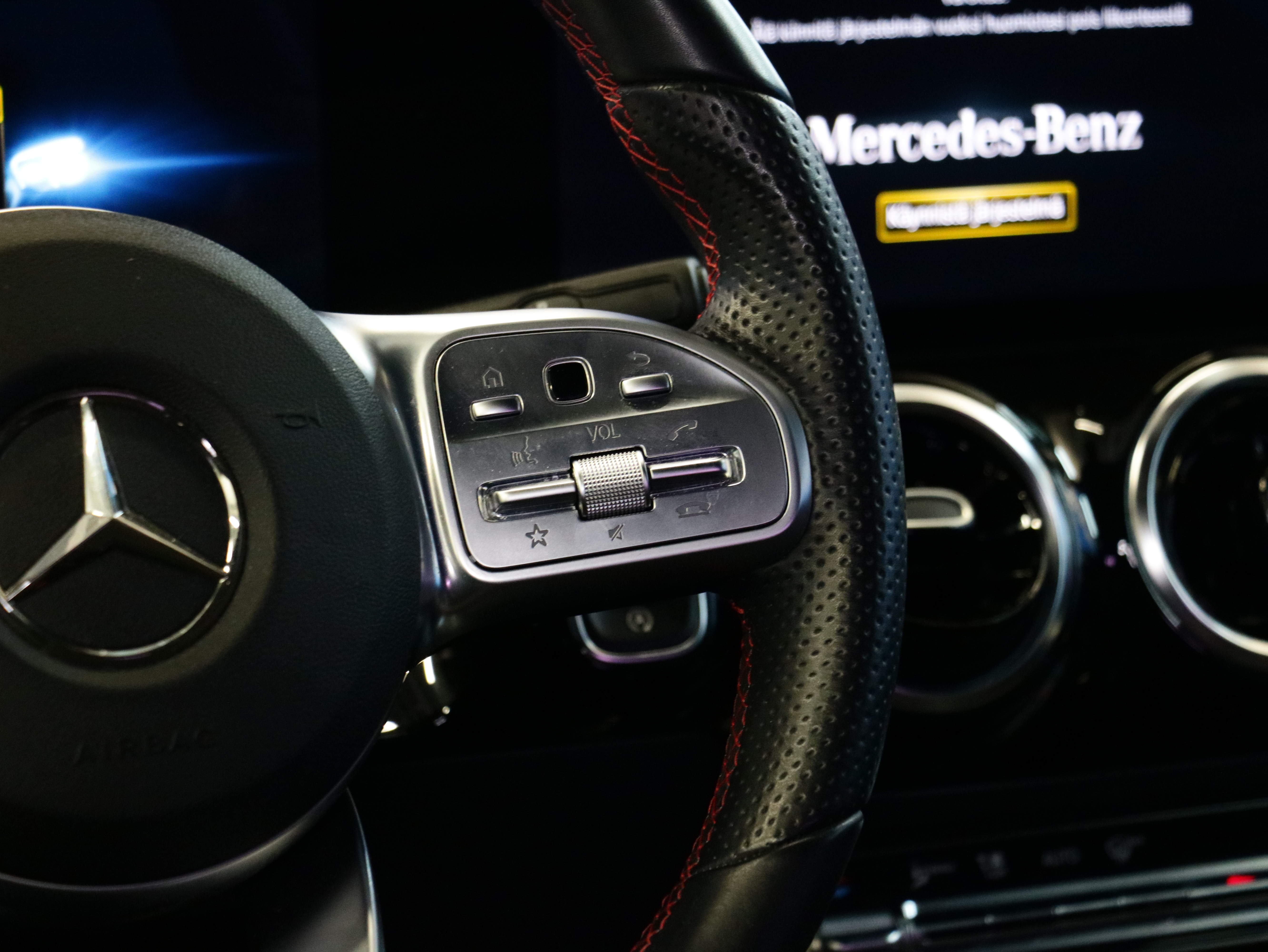 Mercedes-Benz GLA 2020