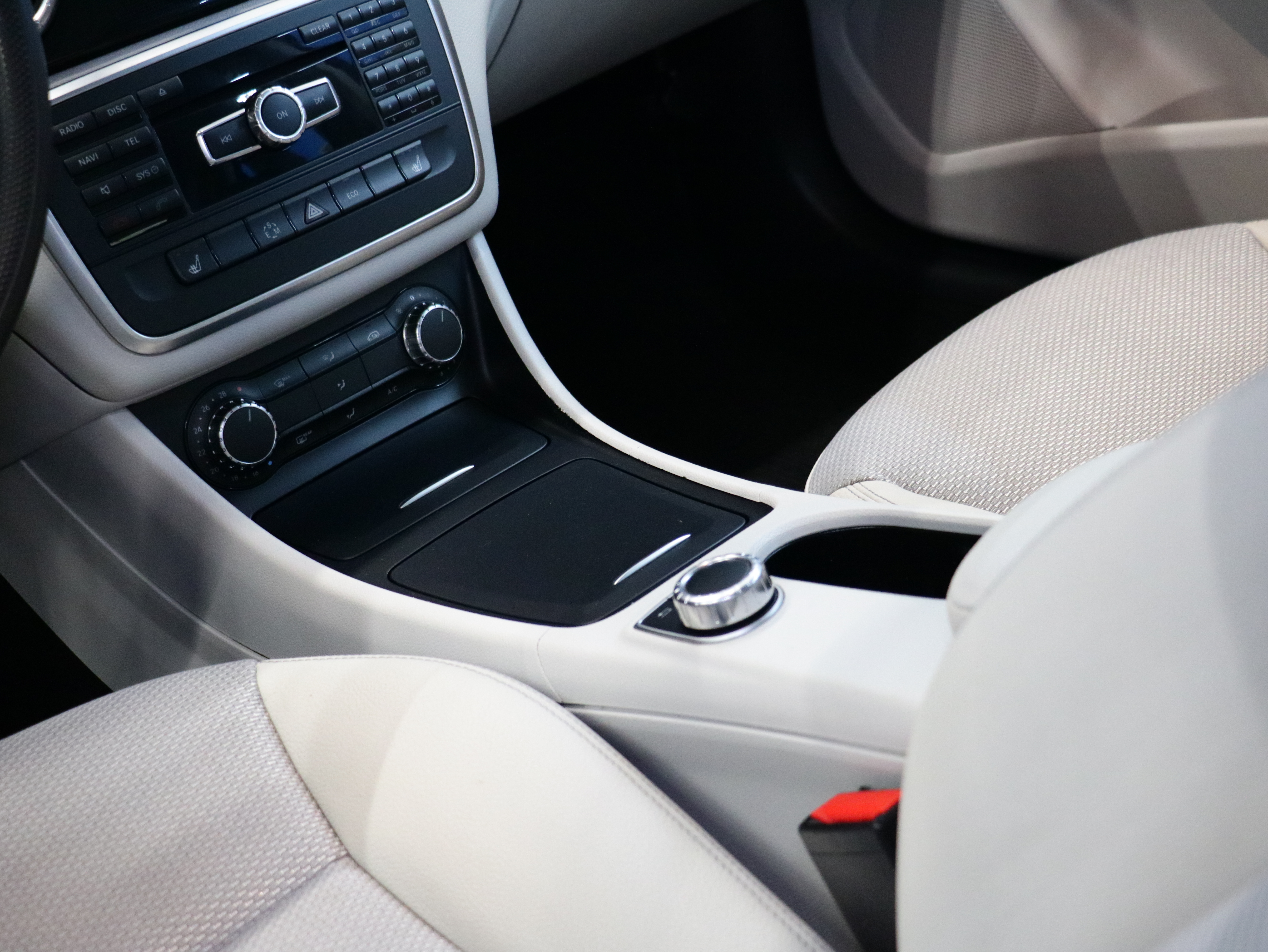 Mercedes-Benz CLA 2014