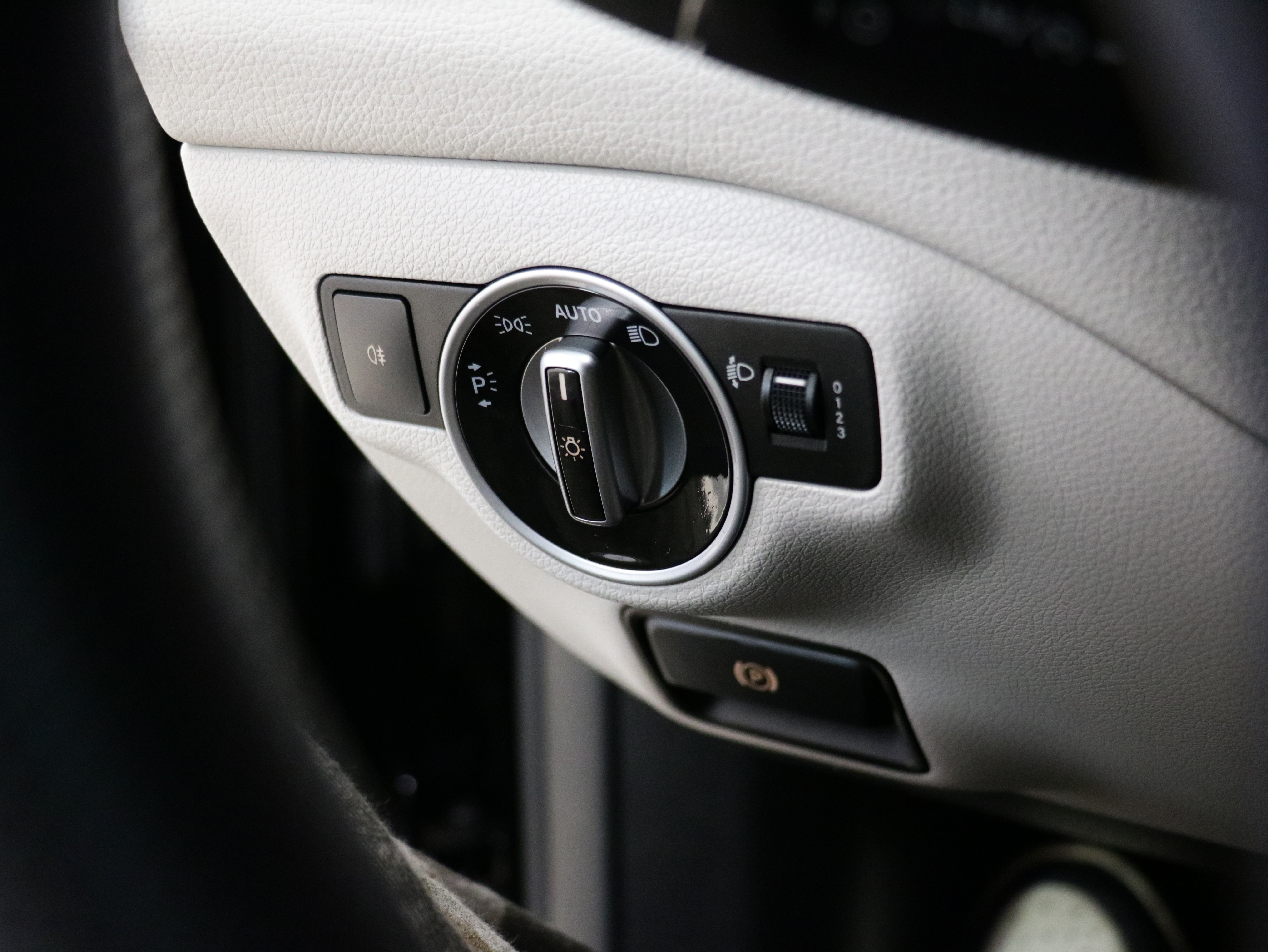 Mercedes-Benz CLA 2014