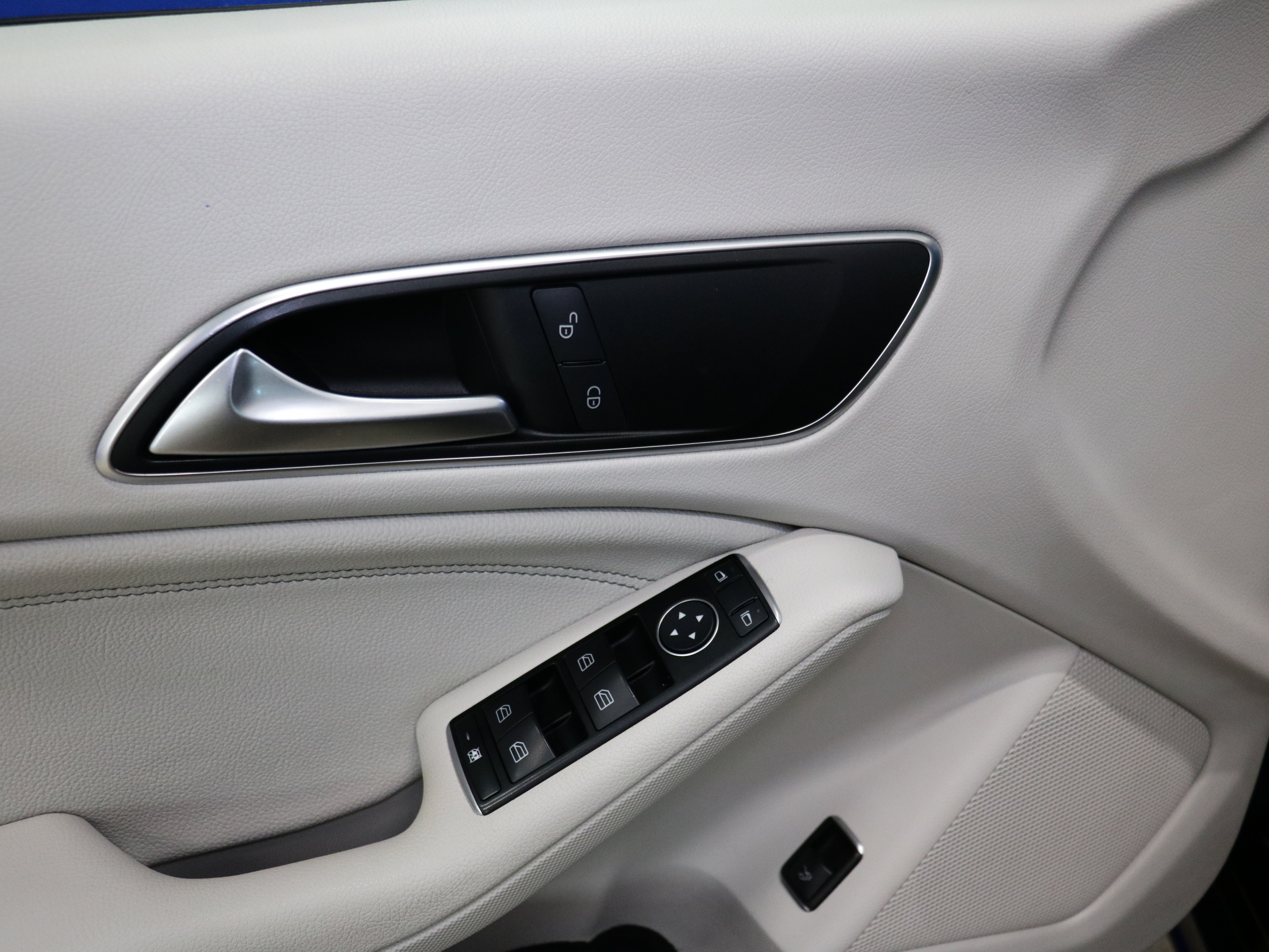 Mercedes-Benz CLA 2014