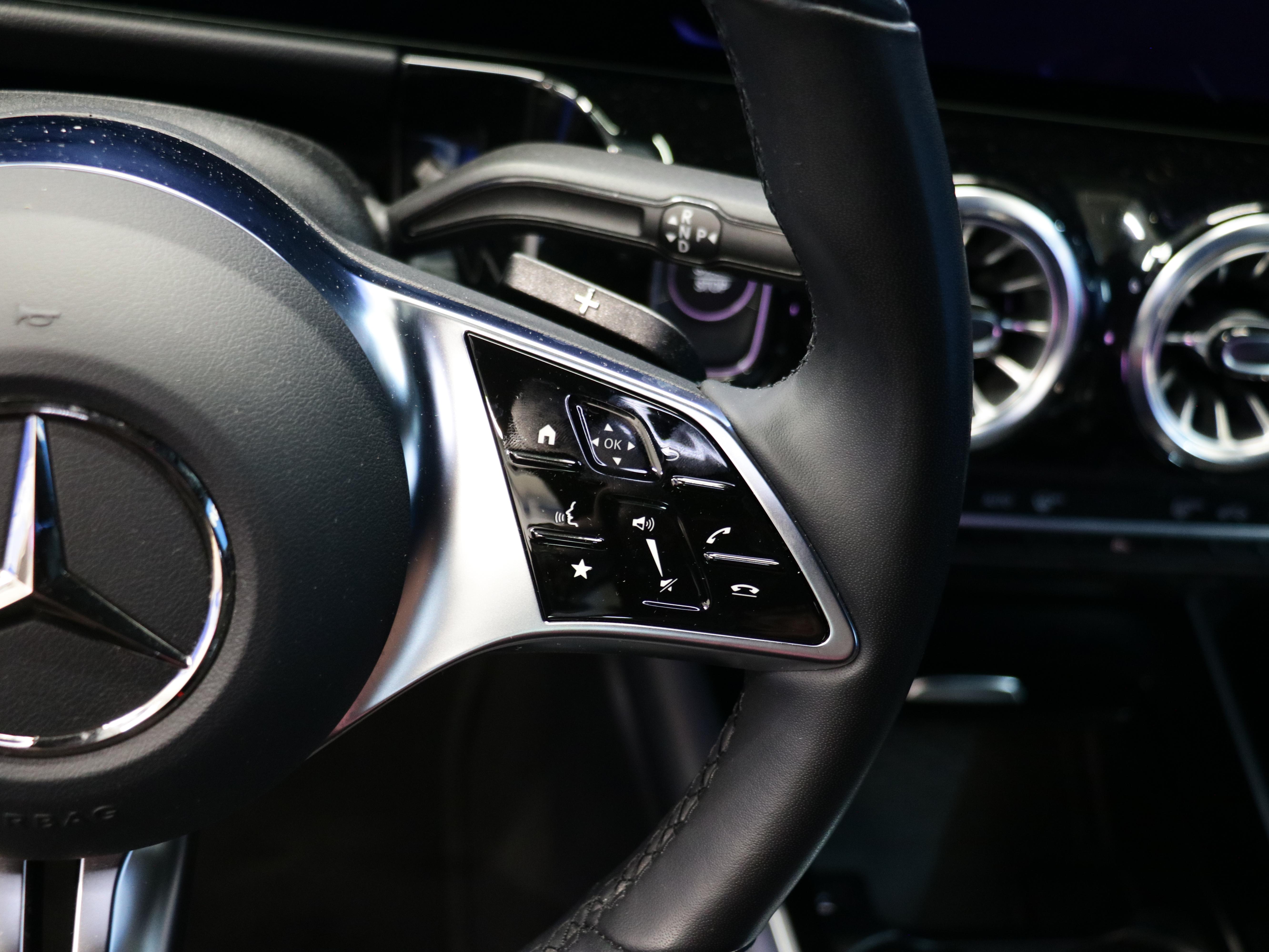 Mercedes-Benz EQA 2025