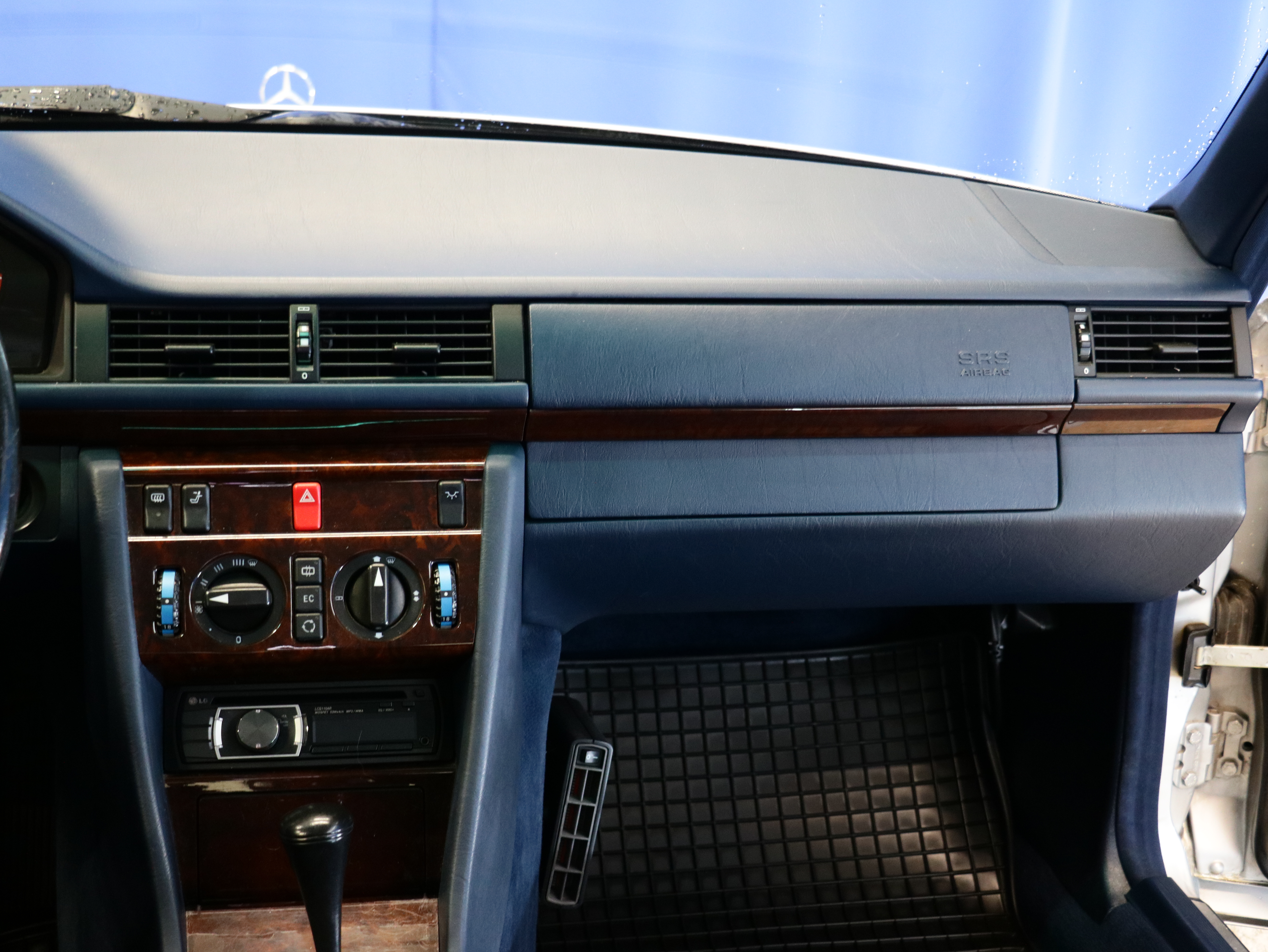 Mercedes-Benz E 1995