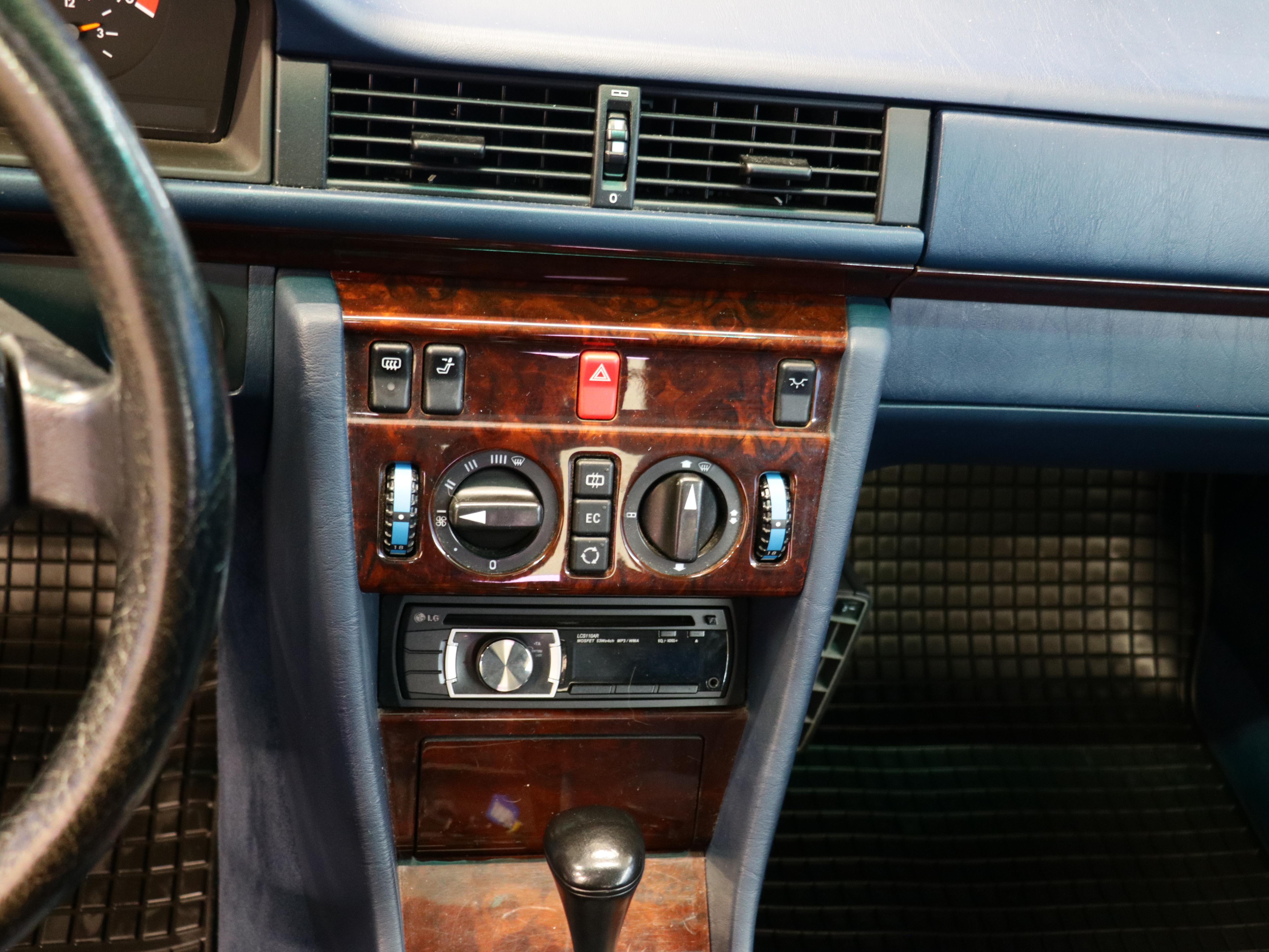 Mercedes-Benz E 1995