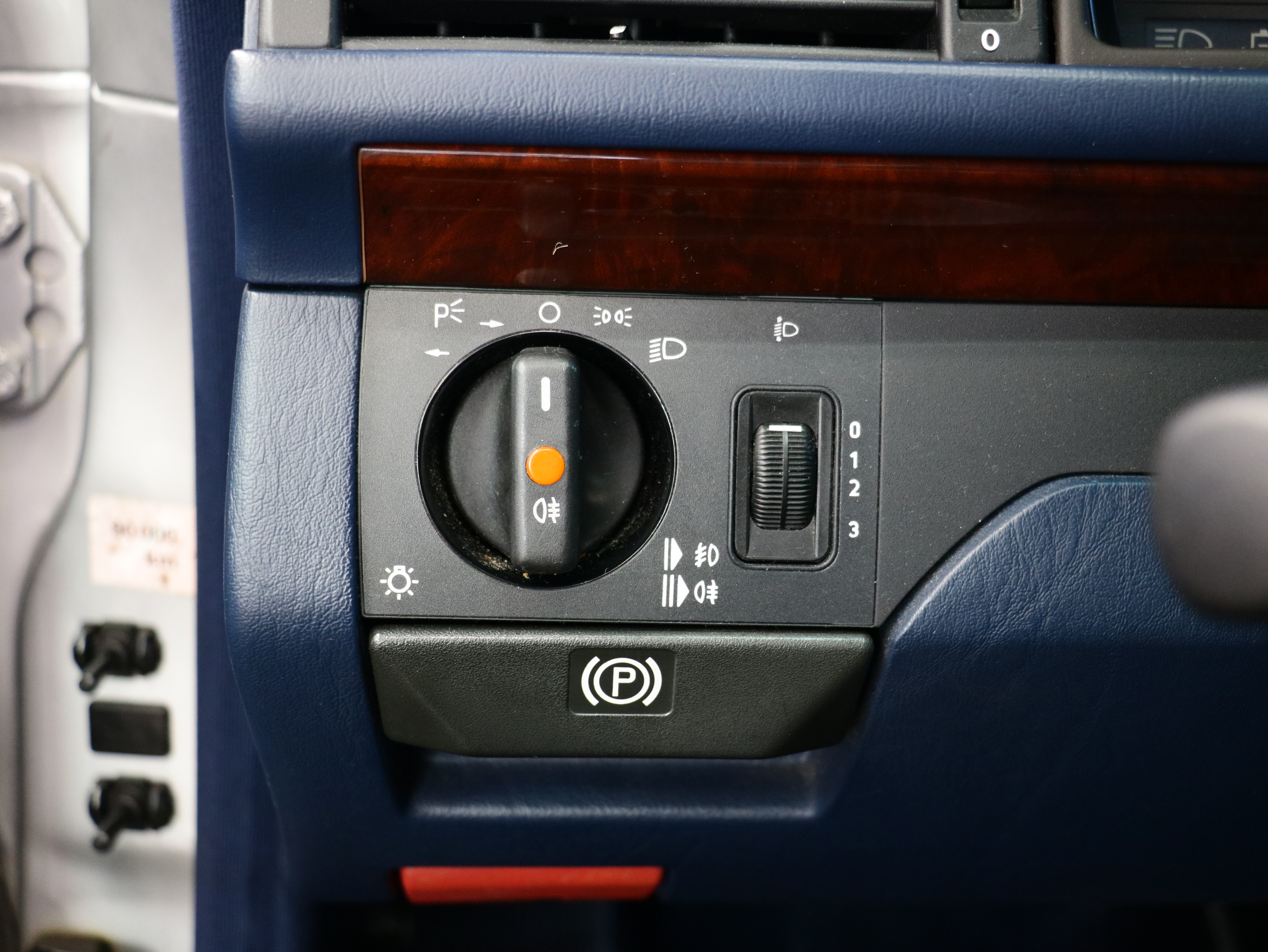 Mercedes-Benz E 1995
