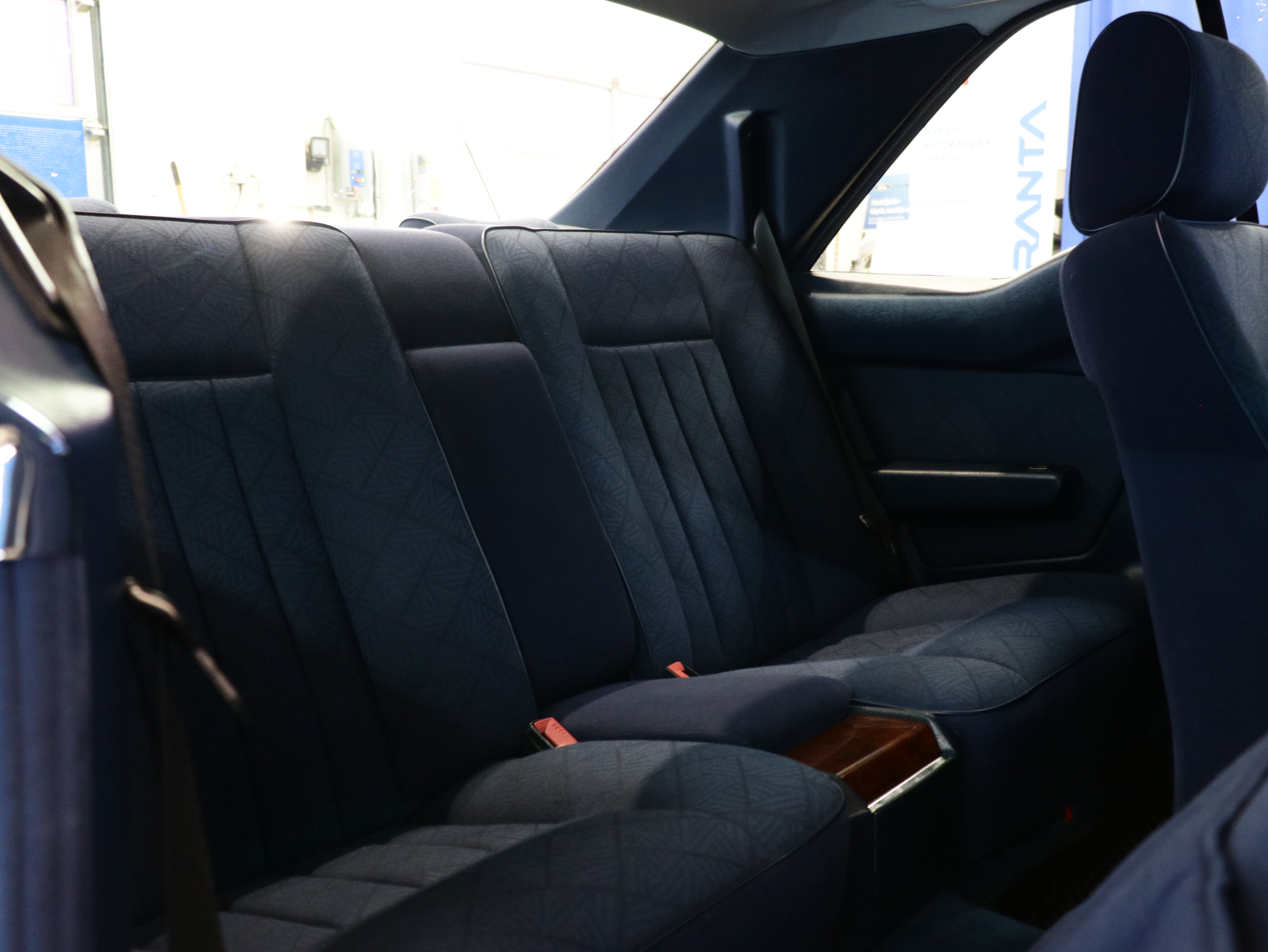 Mercedes-Benz E 1995