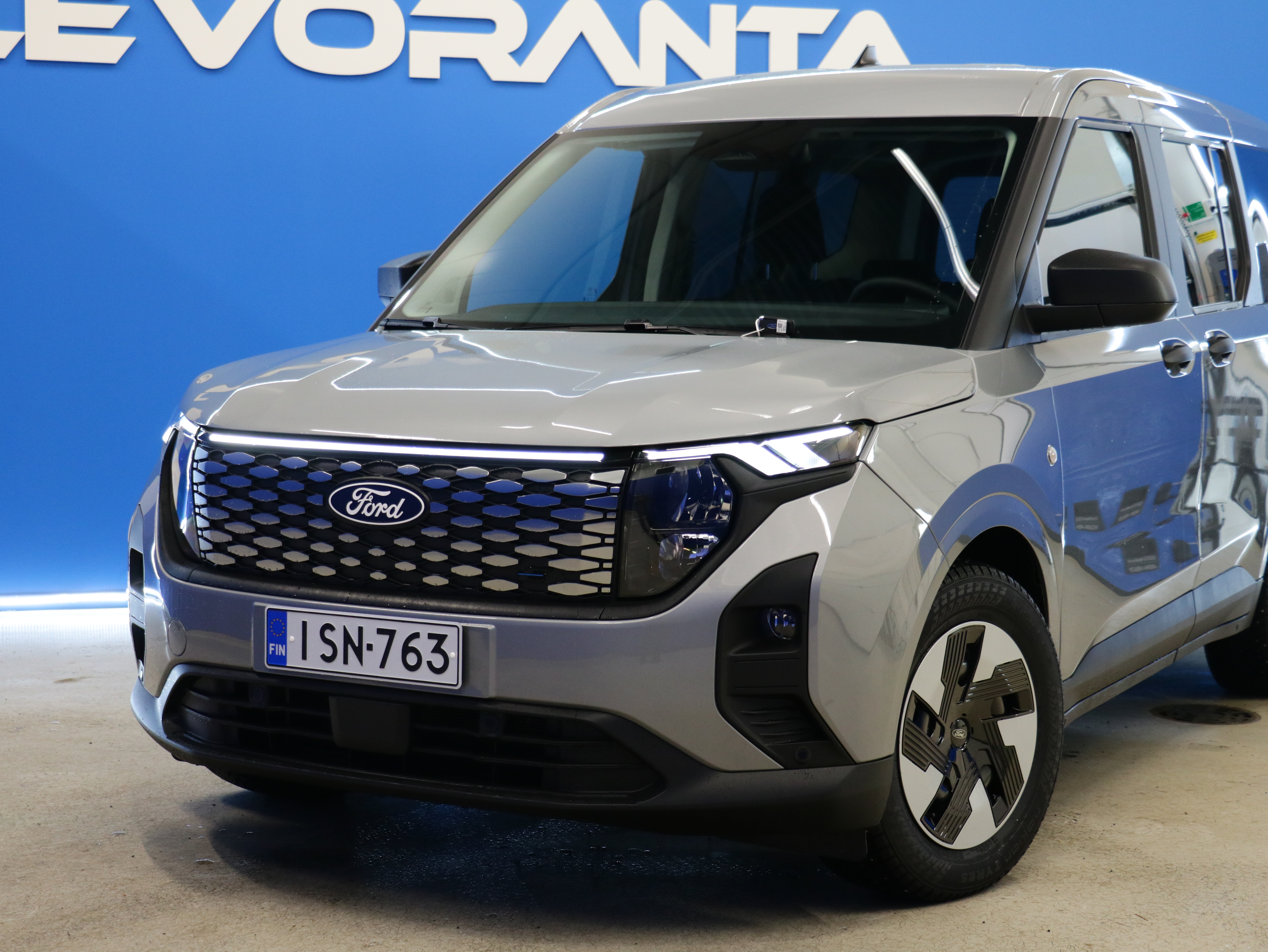 Ford Tourneo Courier 2025