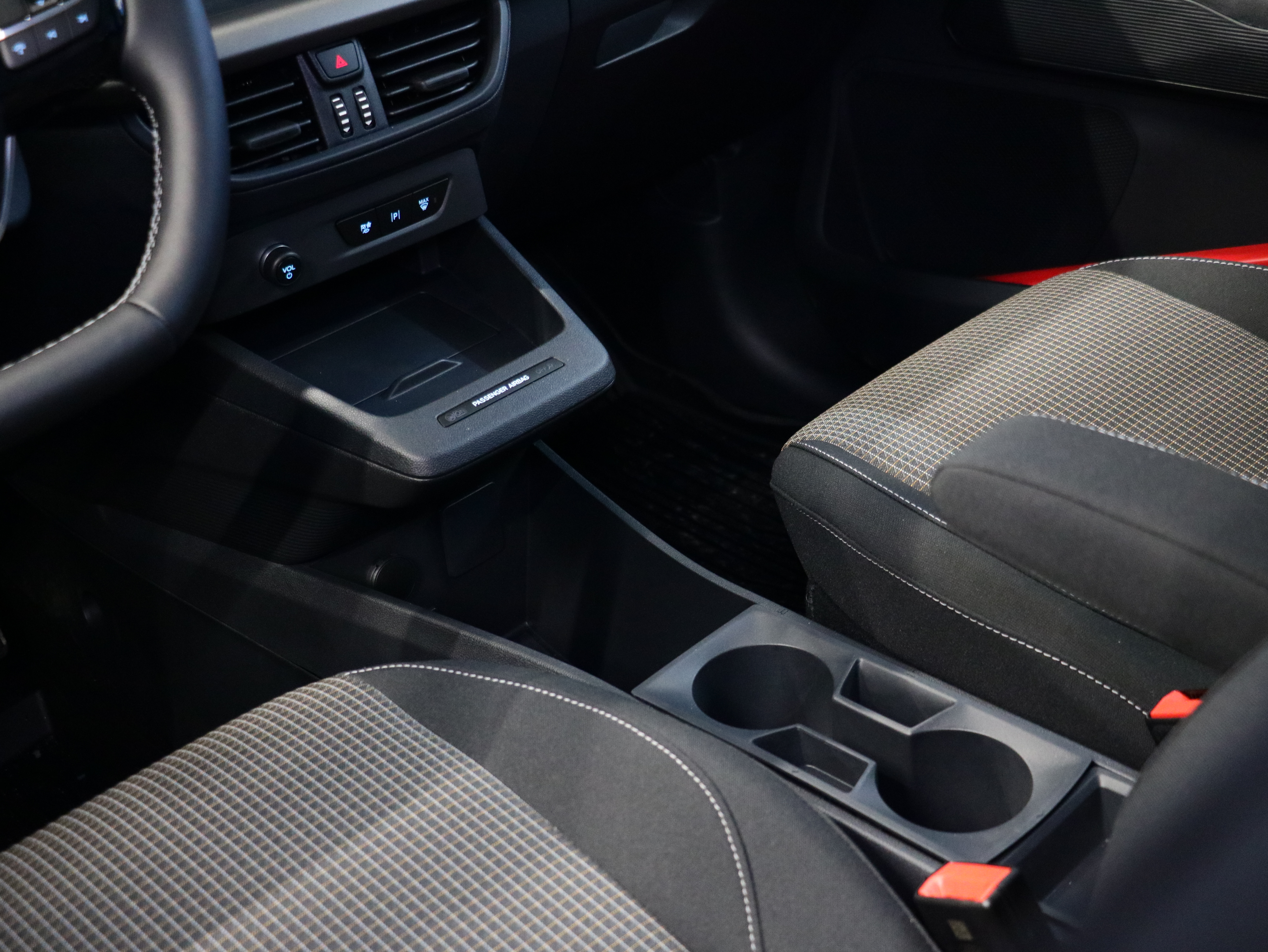 Ford Tourneo Courier 2025